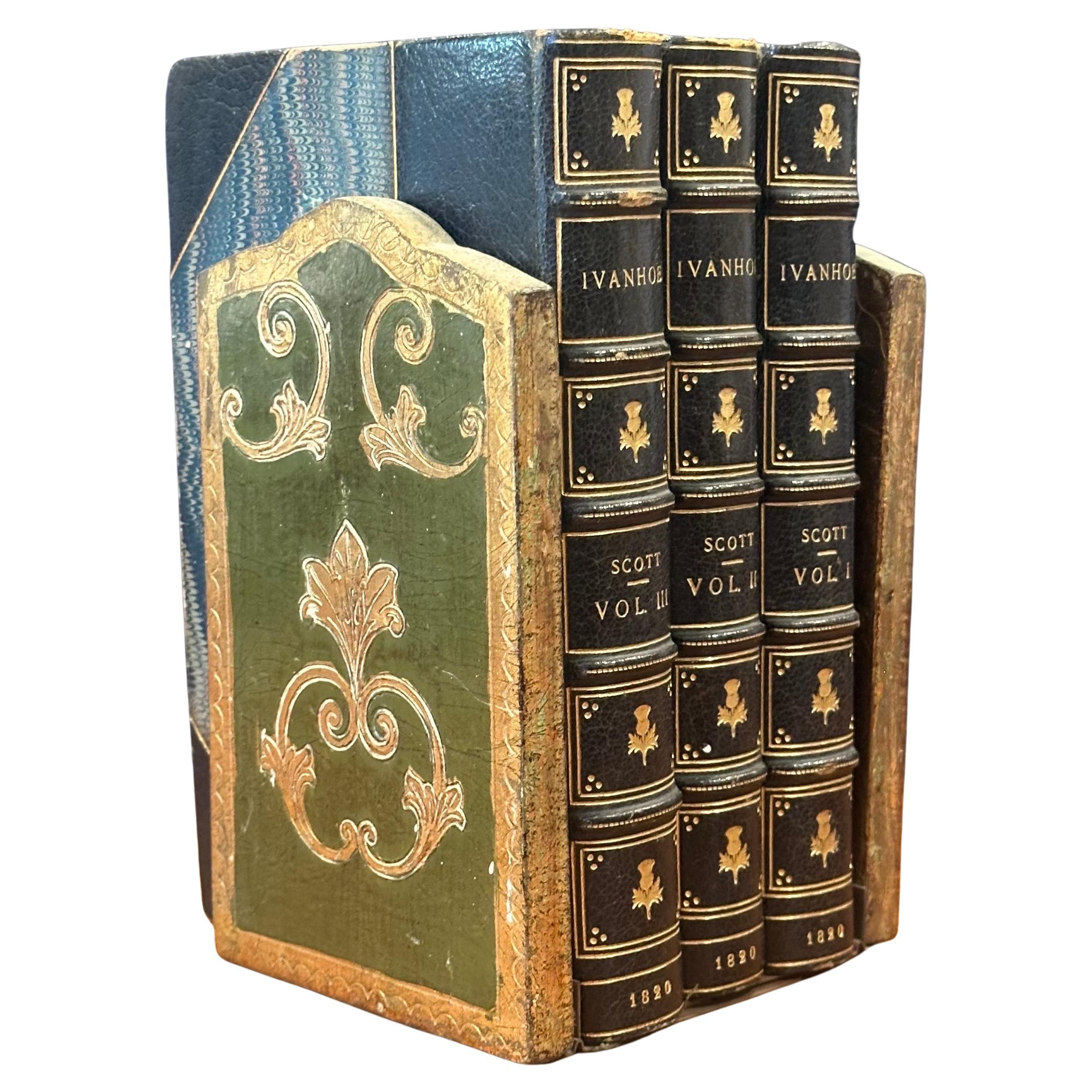 Pair of Italian Gold Gilt Folding Bookends by Franco Tacchi