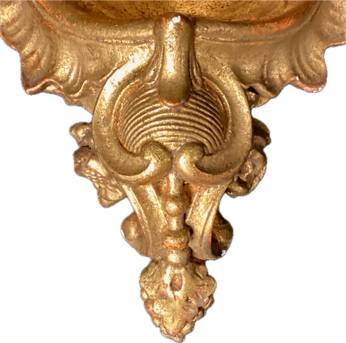 Pair of Italian Gold Gilt Wall Brackets In Good Condition For Sale In Bradenton, FL