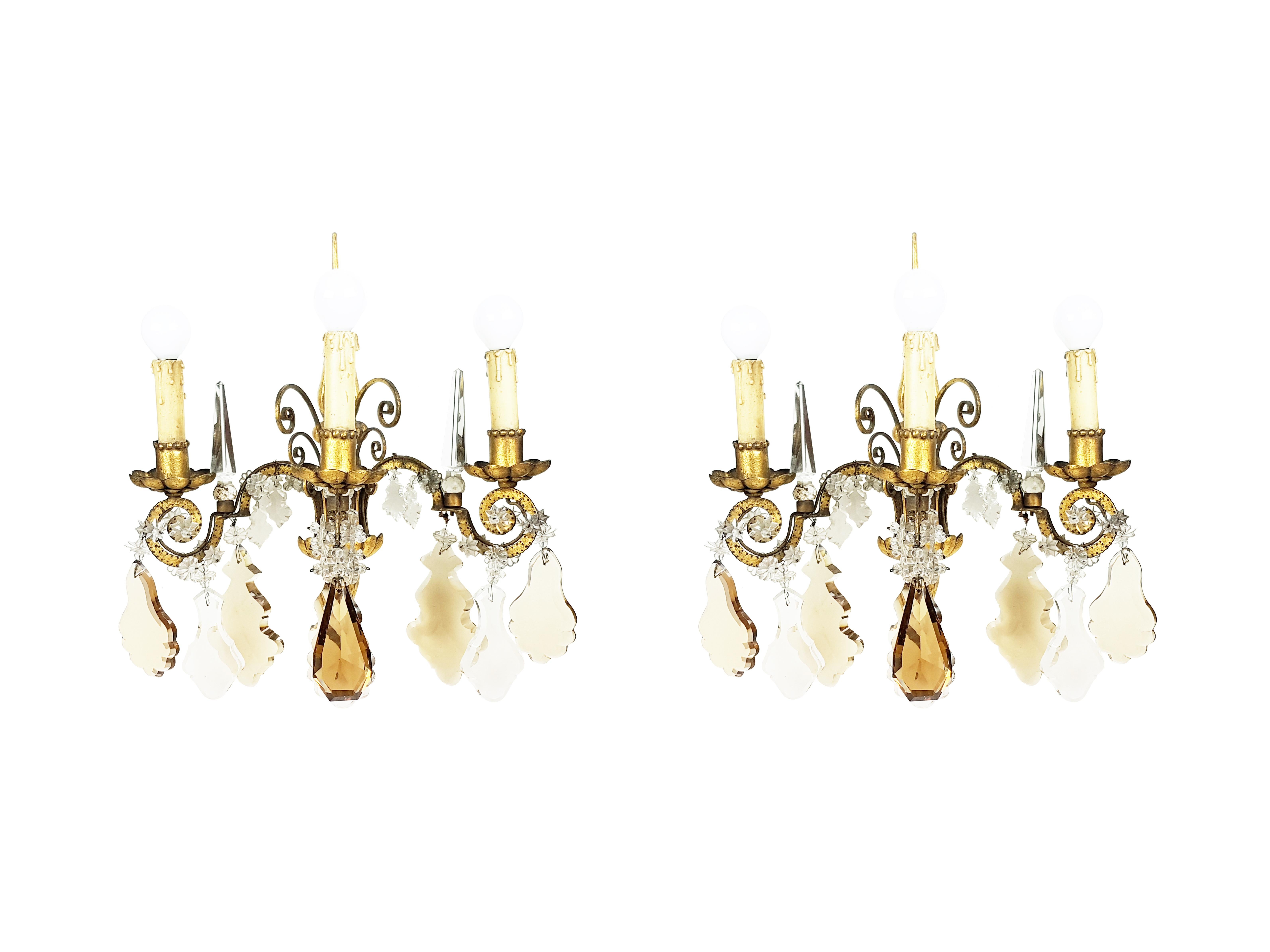 Art Deco Pair of Italian Gold Leaf Metal and Faceted Crystal Deco Sconces For Sale
