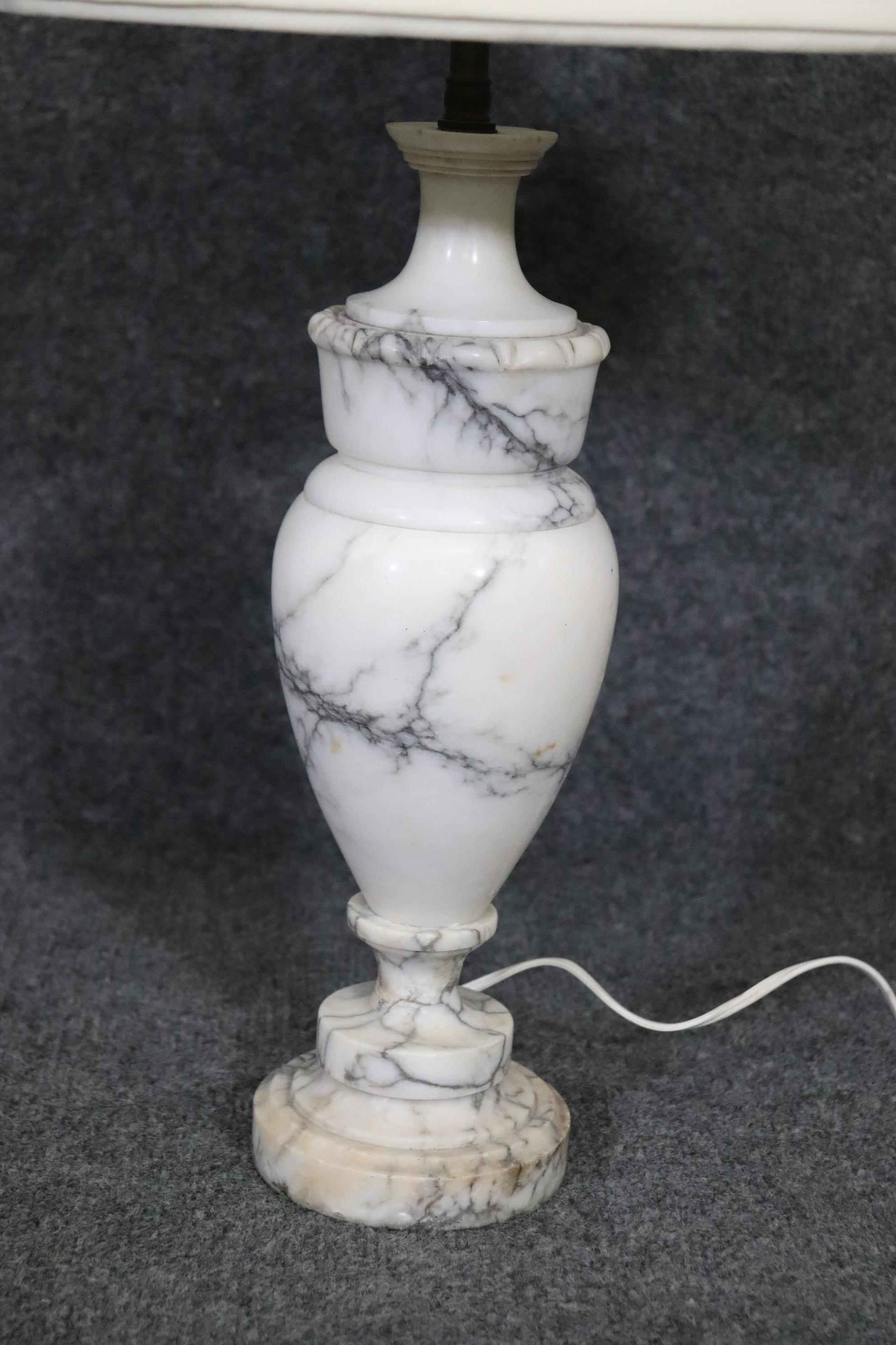 20th Century Pair of Italian Grand Tour Style Carrara Marble Table Lamps For Sale