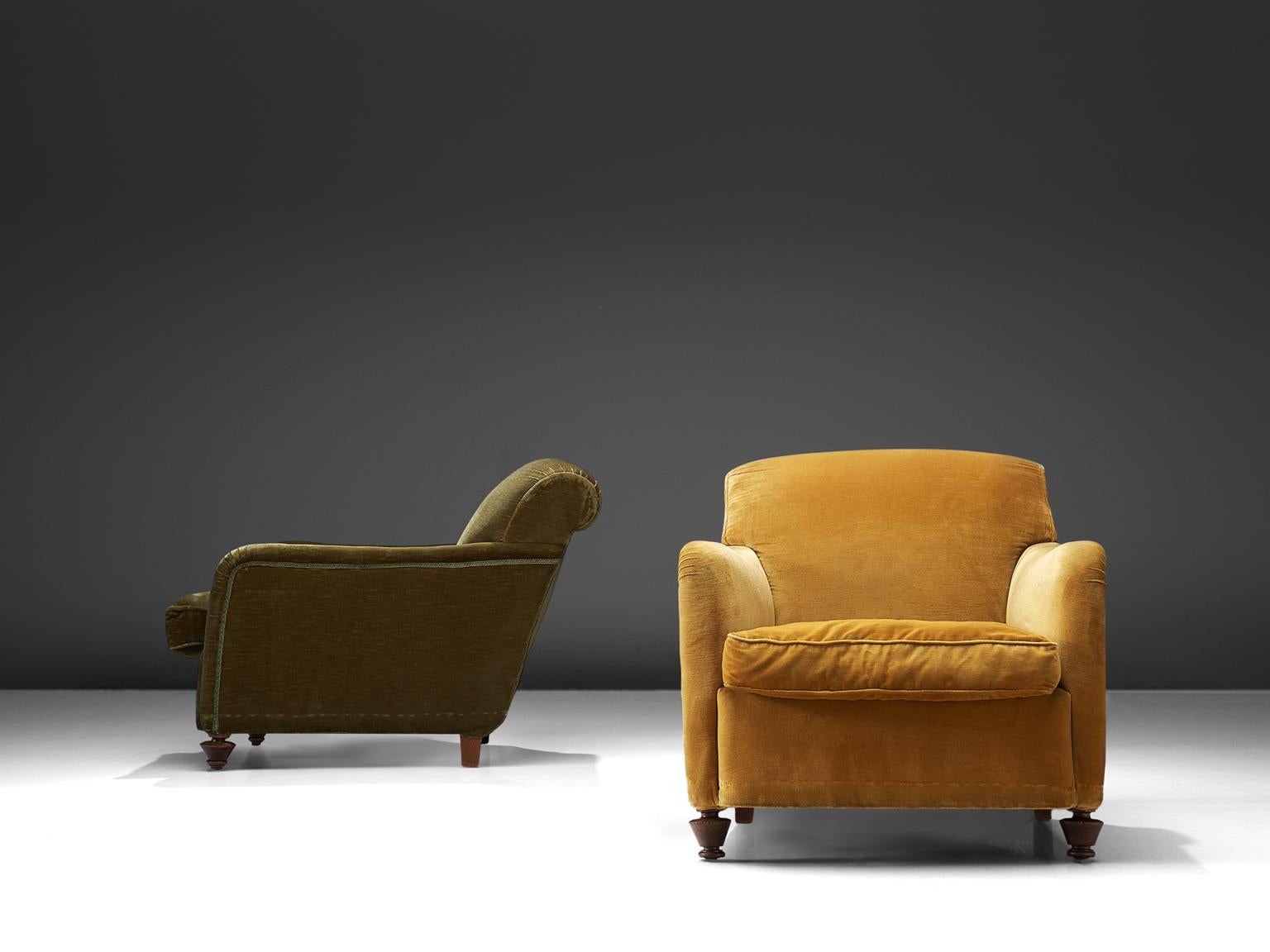 Mid-Century Modern Pair of Italian Green Lounge Chairs in Velvet Upholstery, 1940s