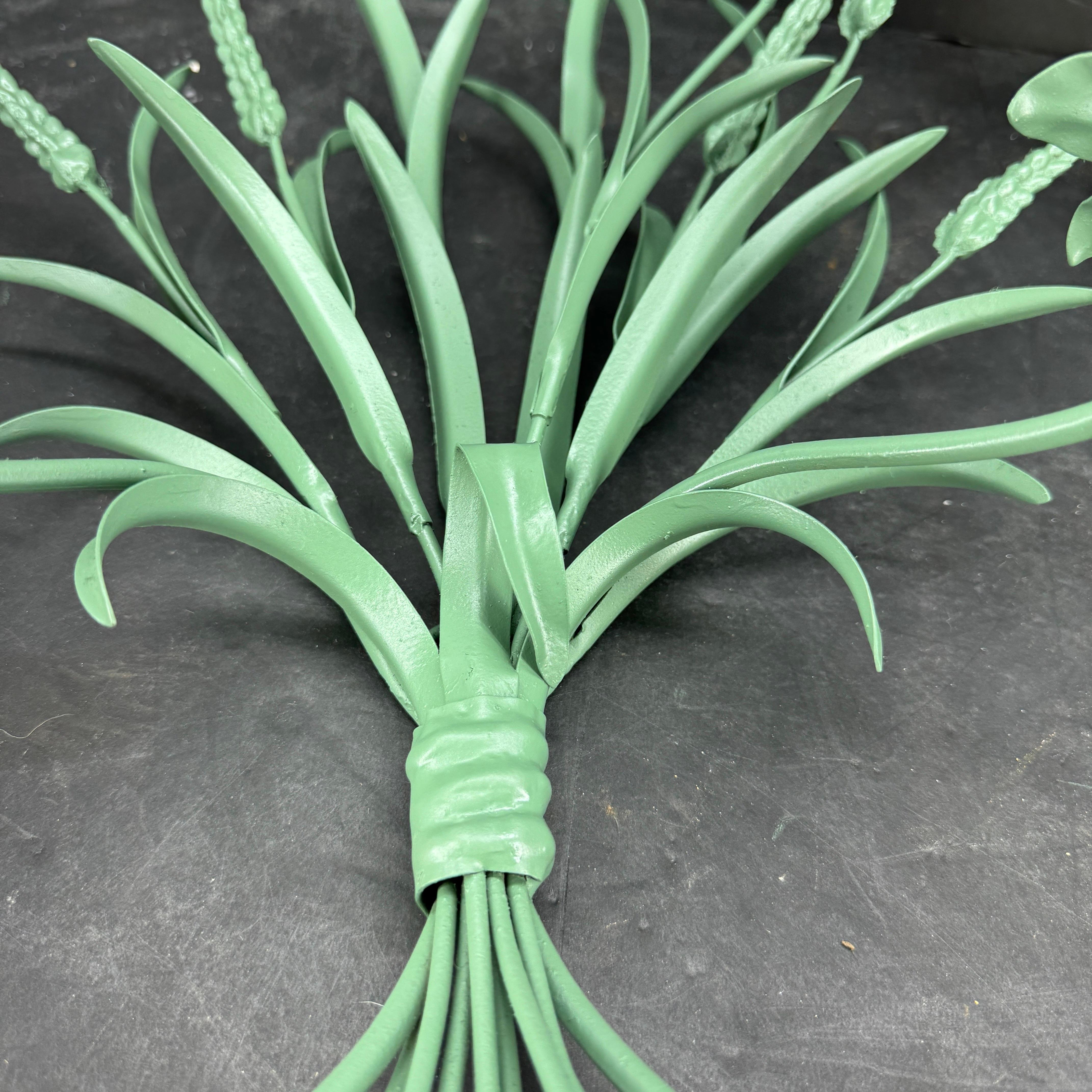 Coppia di candele da parete italiane in metallo verniciato verde Greene & Greene 10