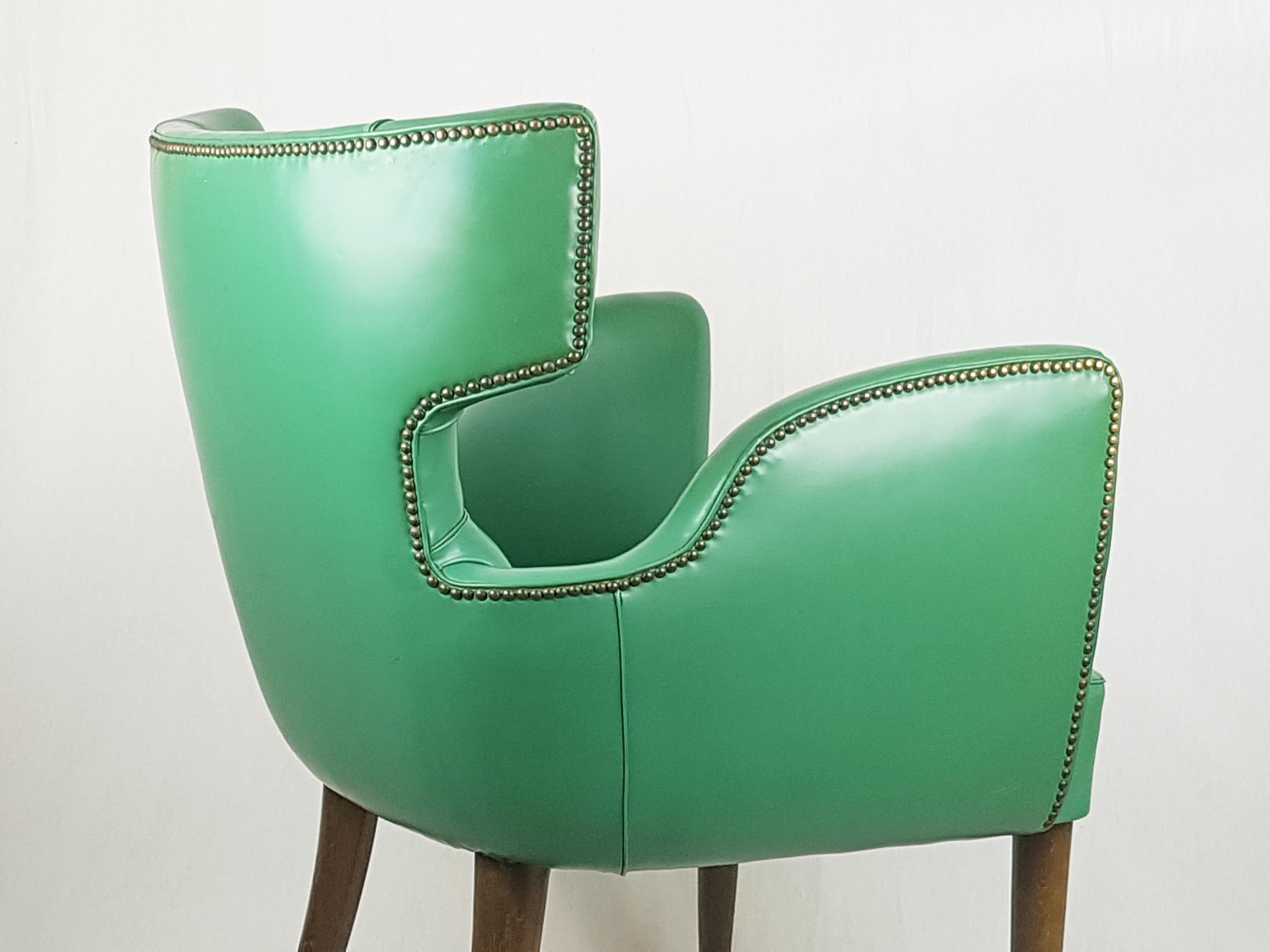 Pair of Italian Green Skai & Wood '50s Armchairs in the Style of Melchiorre Bega For Sale 8