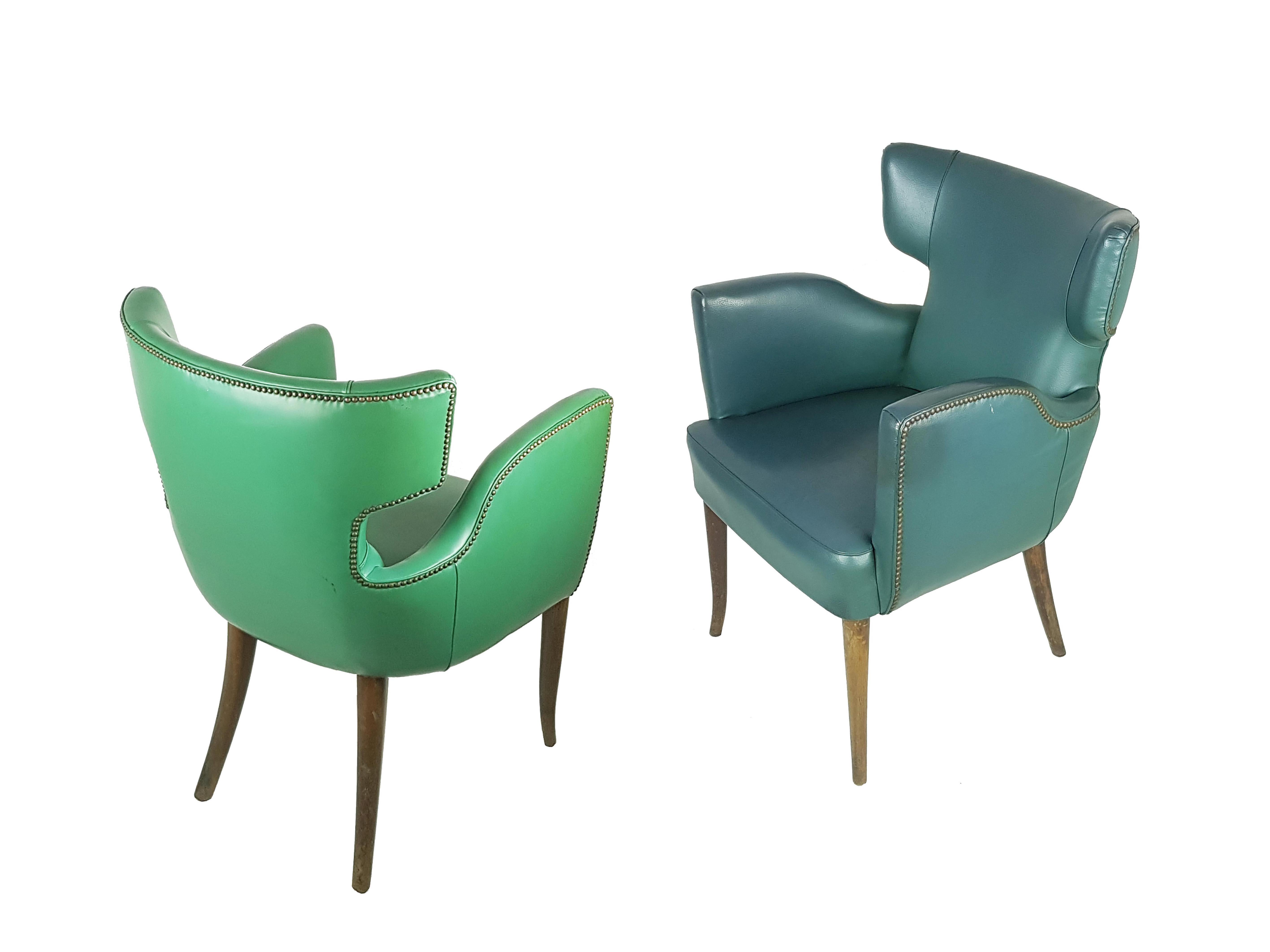 Pair of Italian Green Skai & Wood '50s Armchairs in the Style of Melchiorre Bega For Sale 11