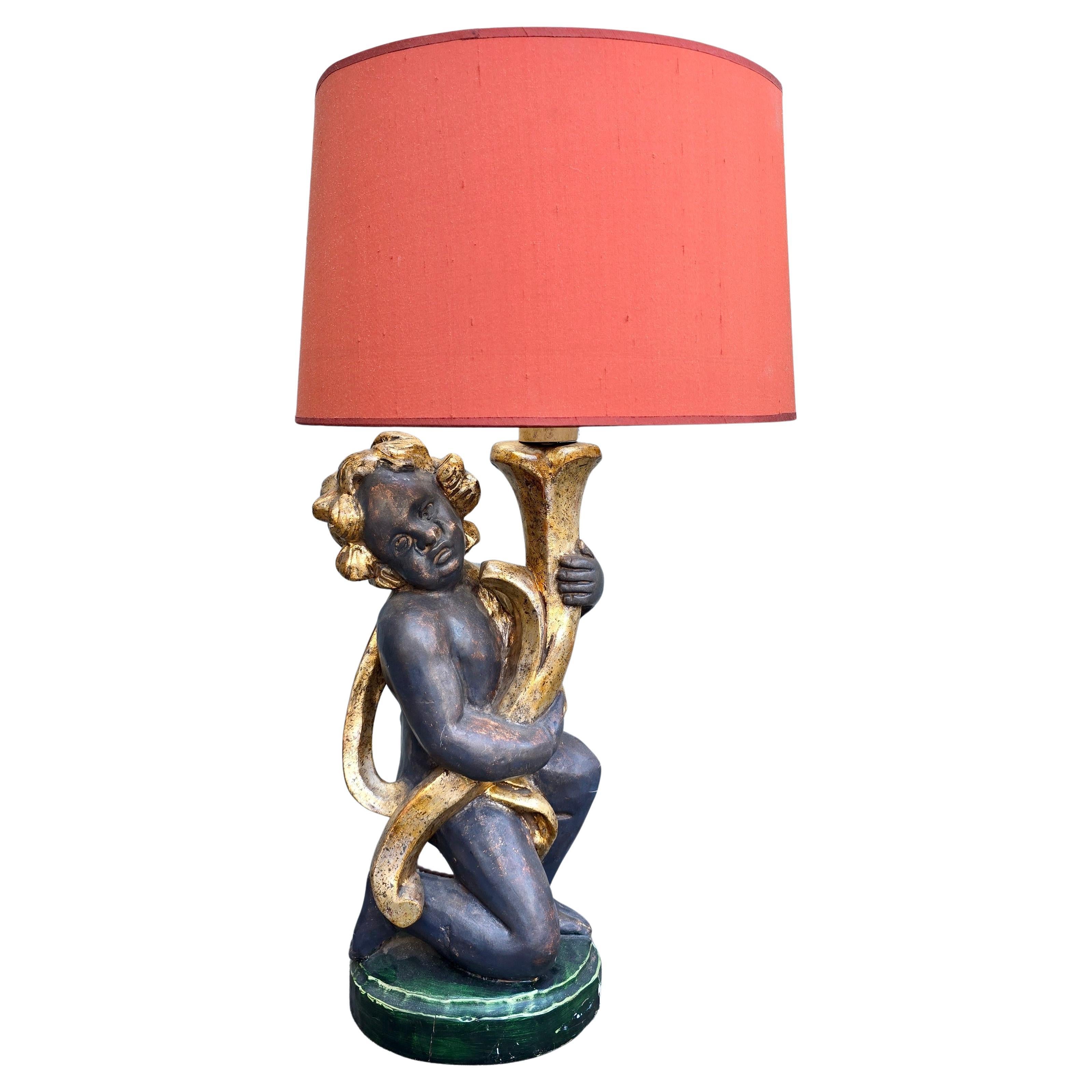 Paar italienische handgeschnitzte Cherub-Lampen aus vergoldetem Holz, um 1940