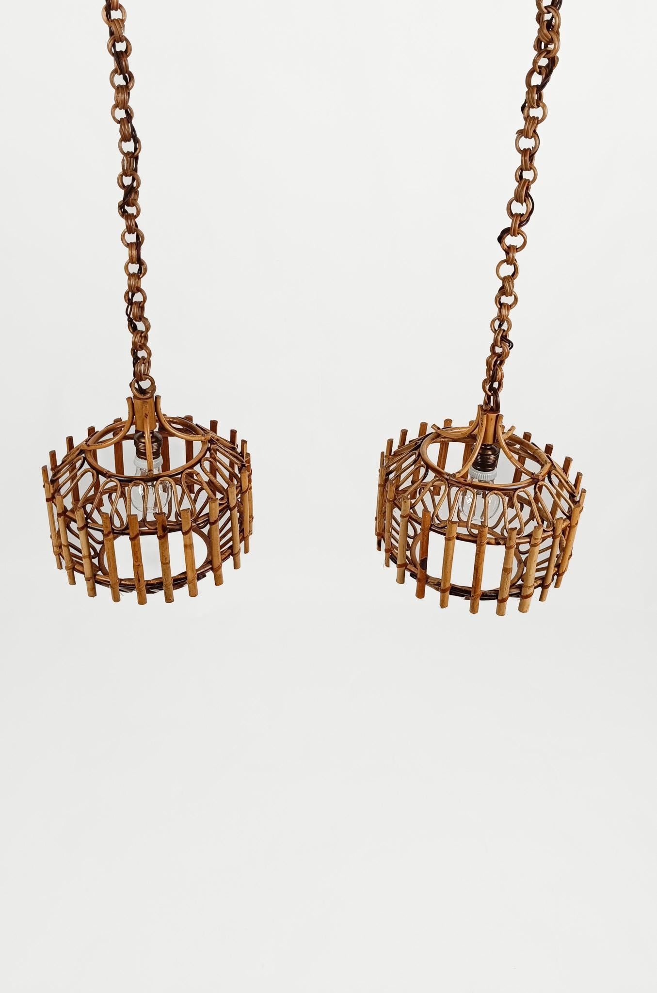 Coppia di lampade a sospensione artigianali italiane in canna e rattan, stile Albini, anni '60 in vendita 6