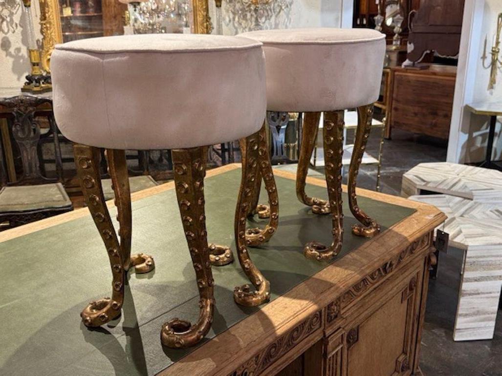 Paire de bancs octopus italiens en fer lourd et doré Bon état - En vente à Dallas, TX