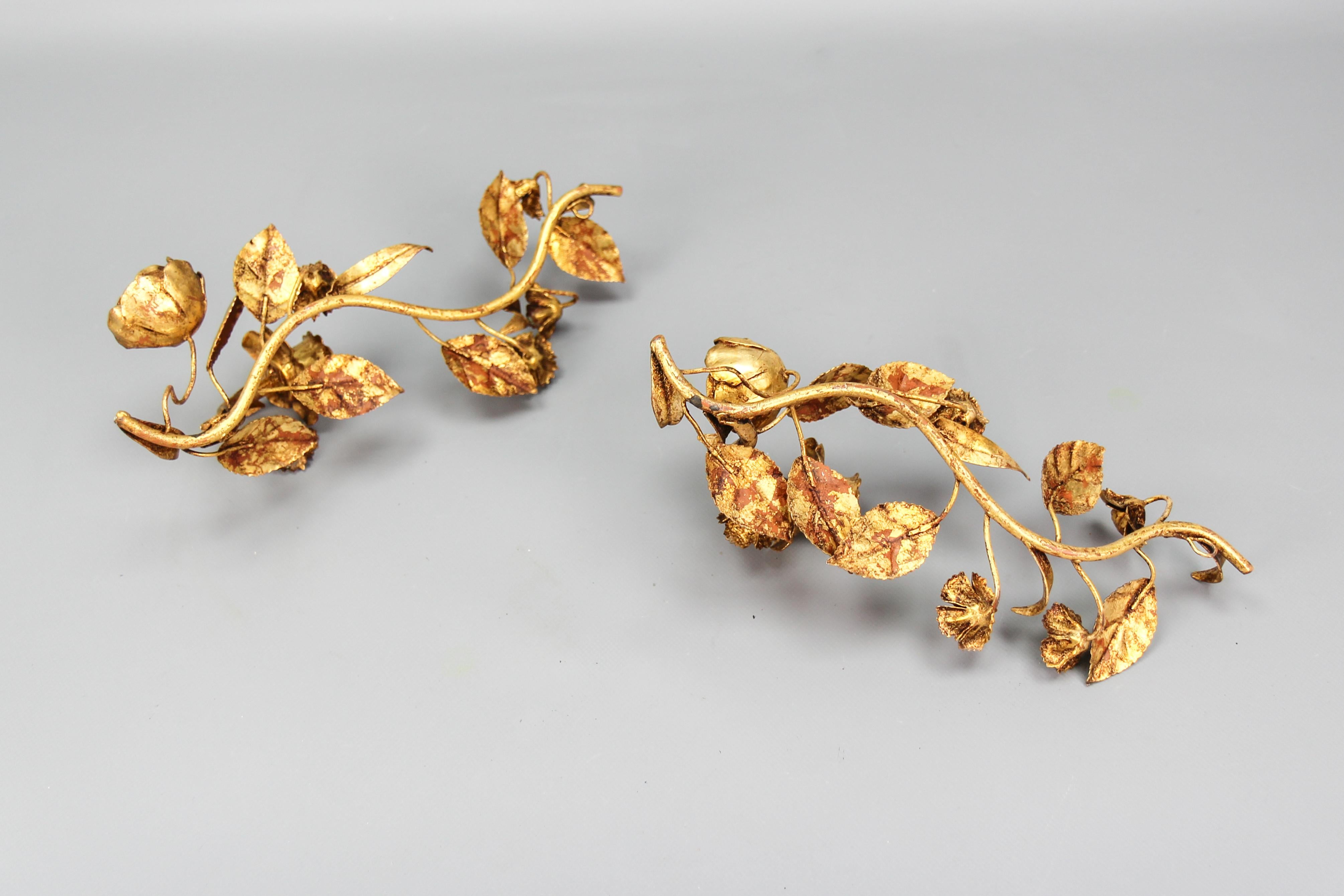 Pair of Italian Hollywood Regency Gilt Metal Floral Candle Wall Sconces 7