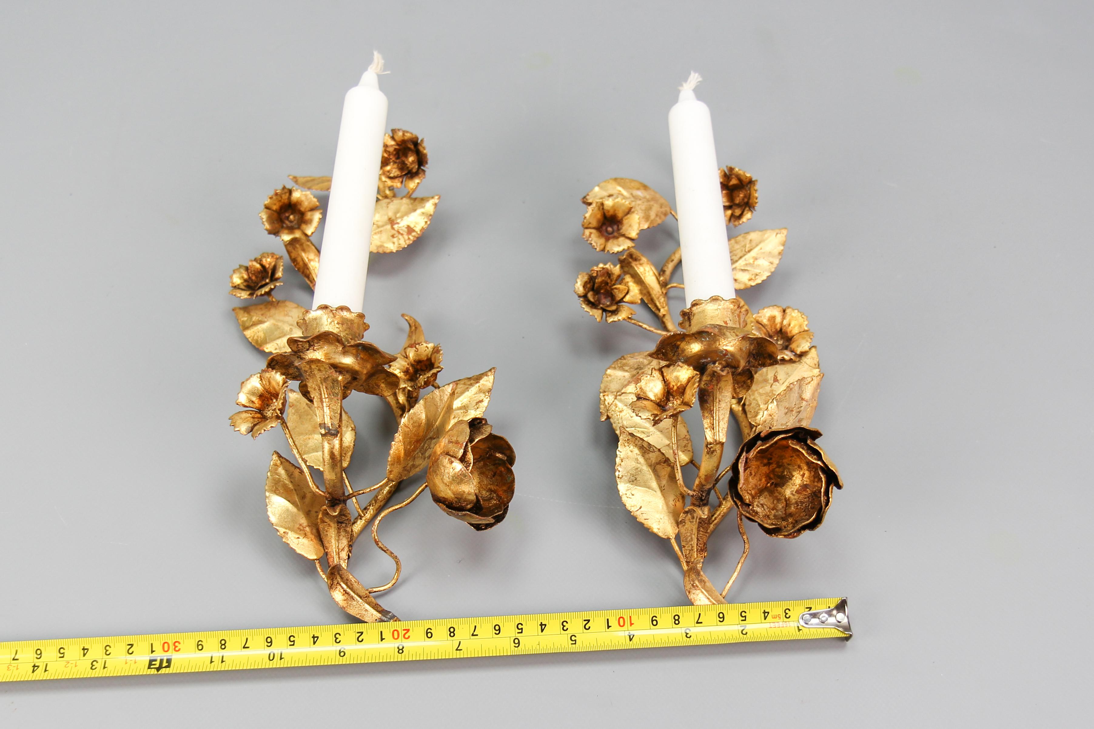 Pair of Italian Hollywood Regency Gilt Metal Floral Candle Wall Sconces 10