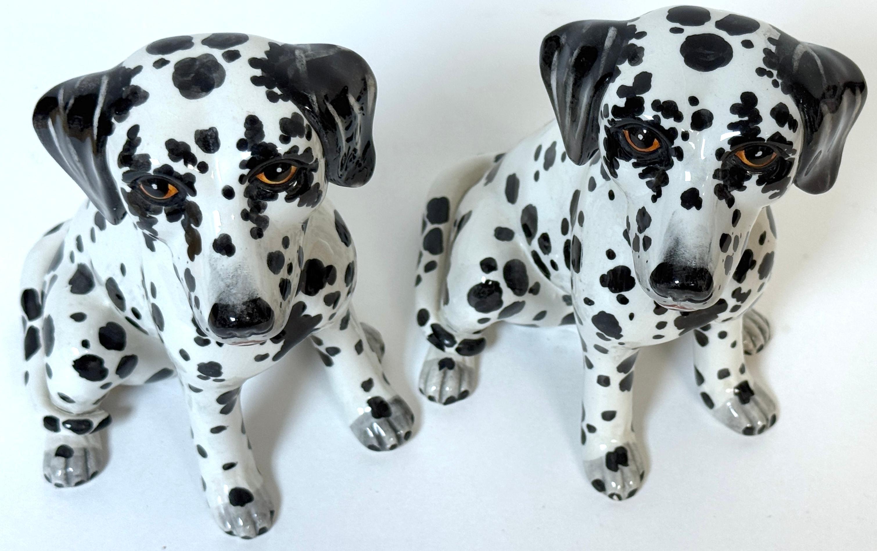 Pair of Italian Hollywood Regency Hand-Painted Pottery Dalmatian Puppies, 1970s For Sale 4