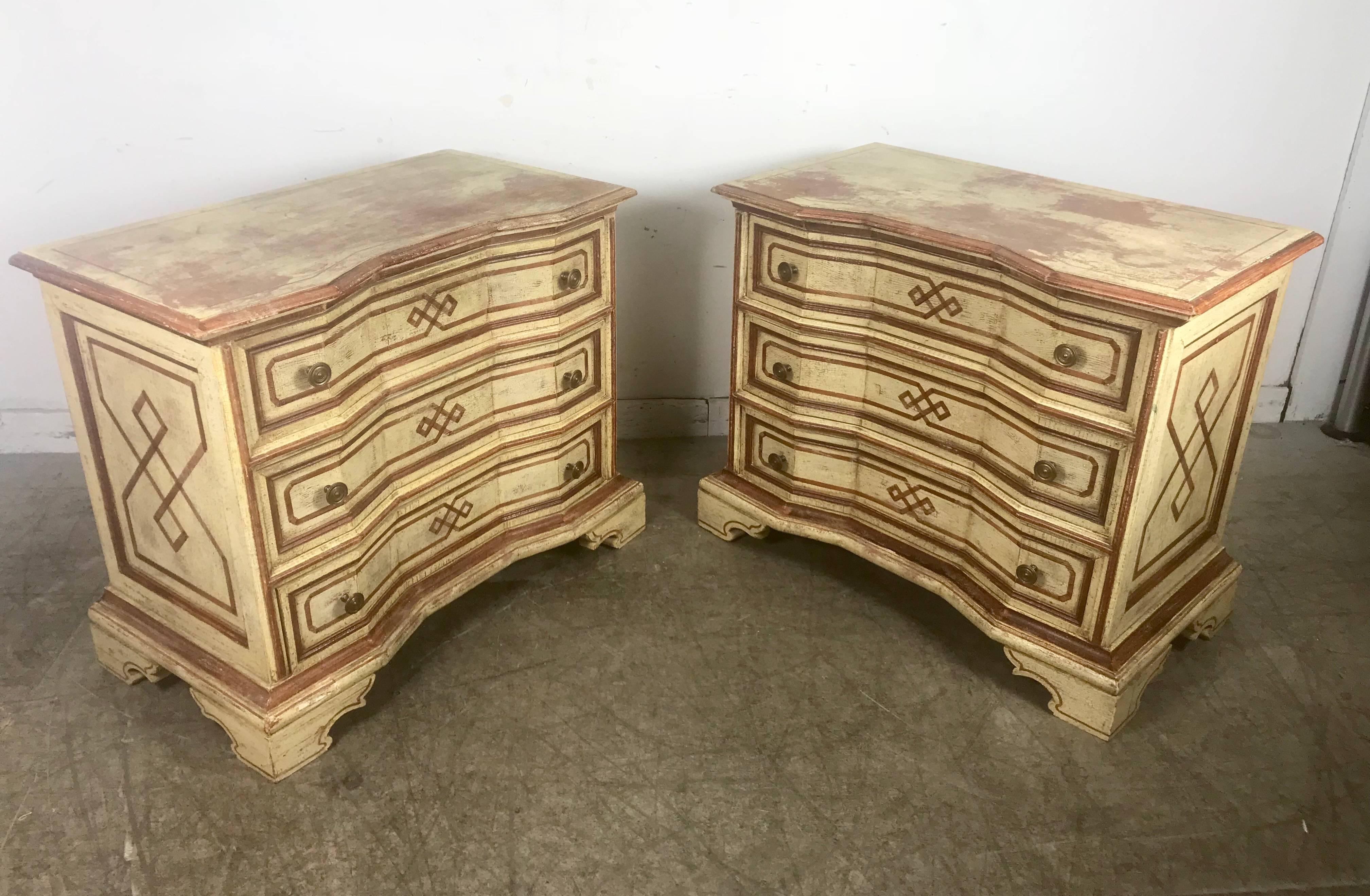Pair of Italian Hollywood Regency Painted Three-Drawer Stands, Commodes 3