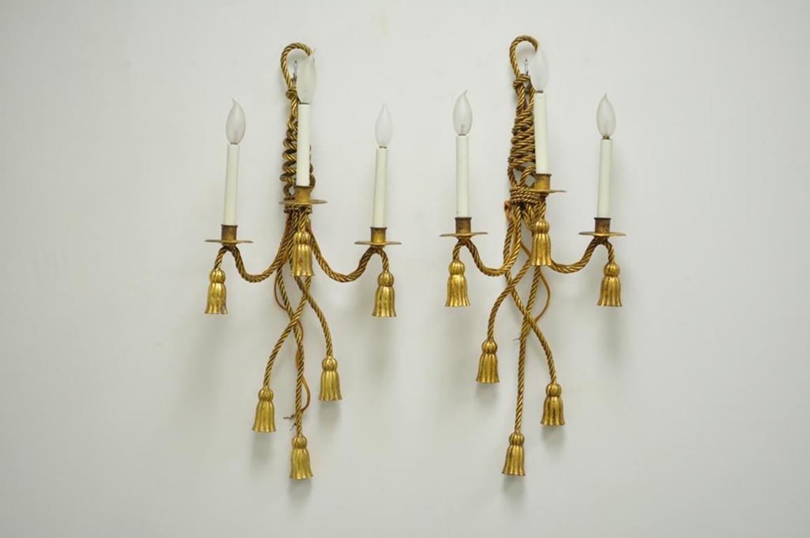 20th Century Pair of Italian Hollywood Regency Tole Metal Gold Gilt Rope Tassel Wall Sconces