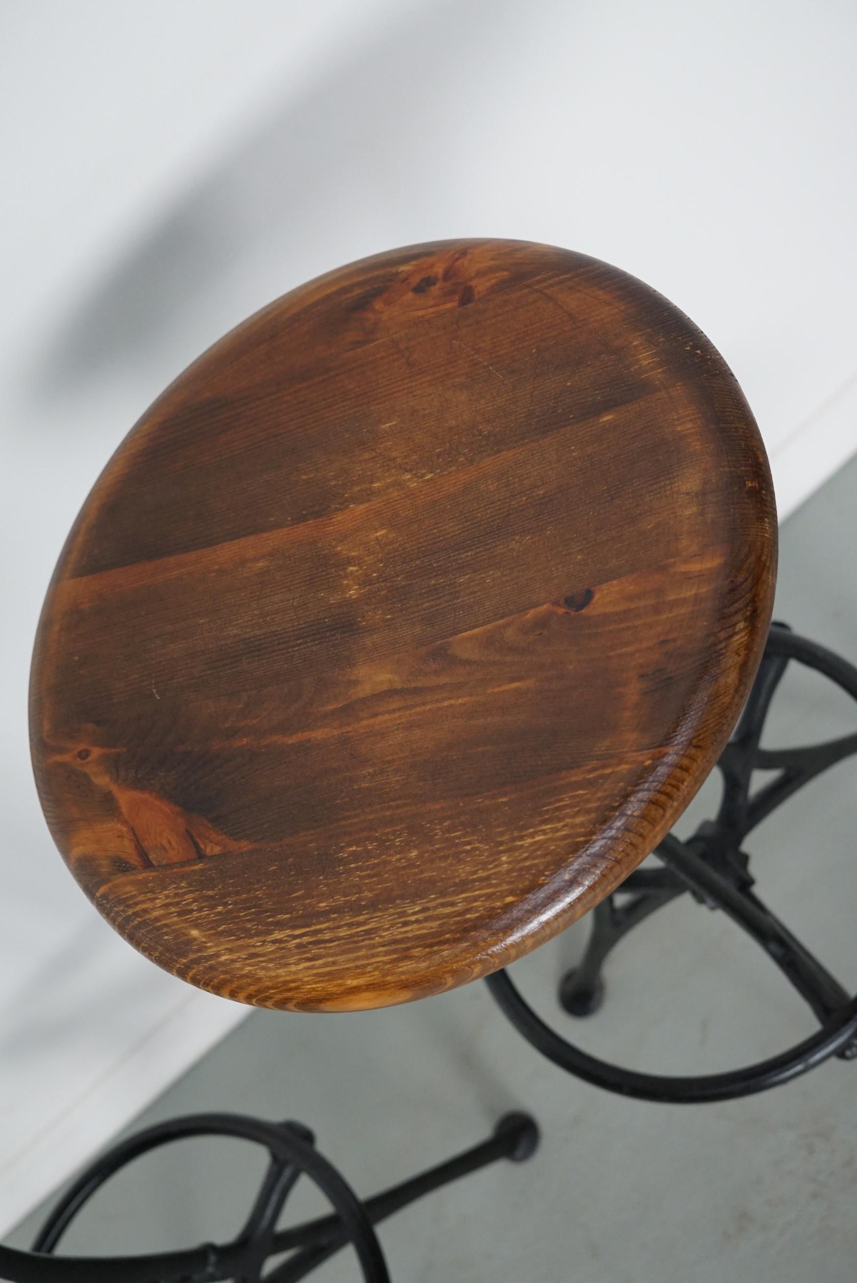 Pair of Italian Industrial Workshop Stools / Bar Stools For Sale 2