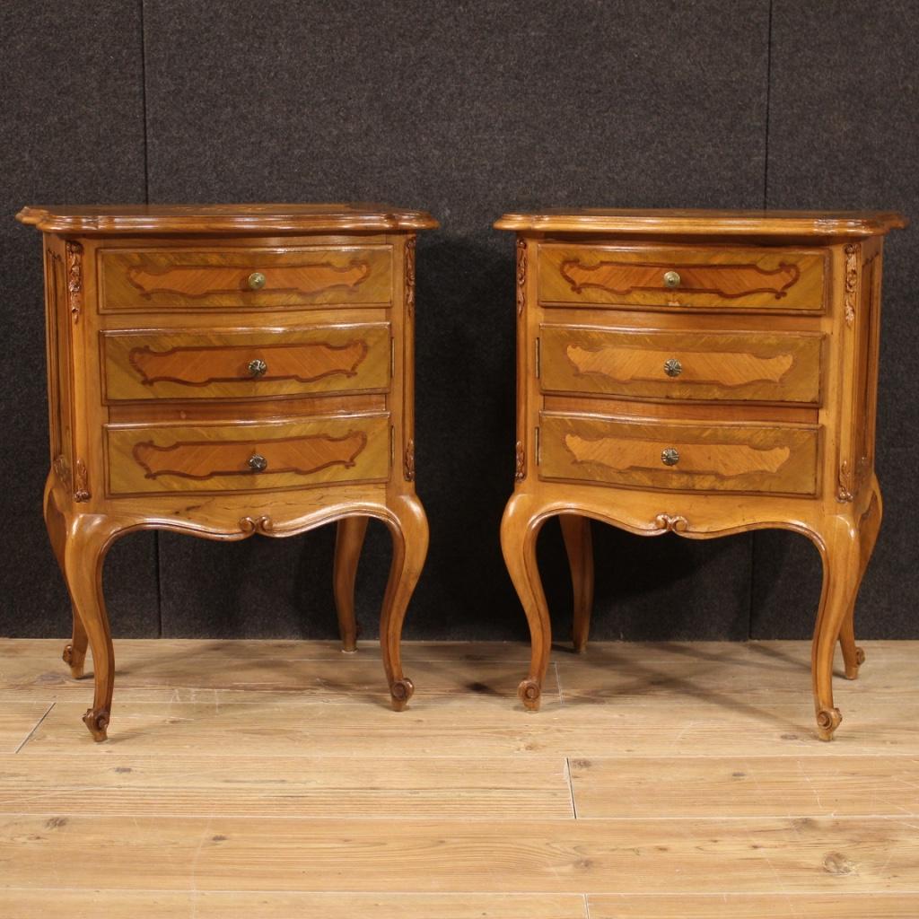 A stunning pair of Italian inlaid bedside tables, 20th century. 

Pair of Italian bedside tables from the 20th century. Inlaid furniture in walnut, mahogany, rosewood, maple, beech and bone. Bedside tables equipped with a drawer and a front door