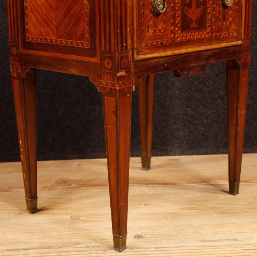 Mid-20th Century Pair of Italian Inlaid Bedside Tables with Marble Top in Louis XVI Style