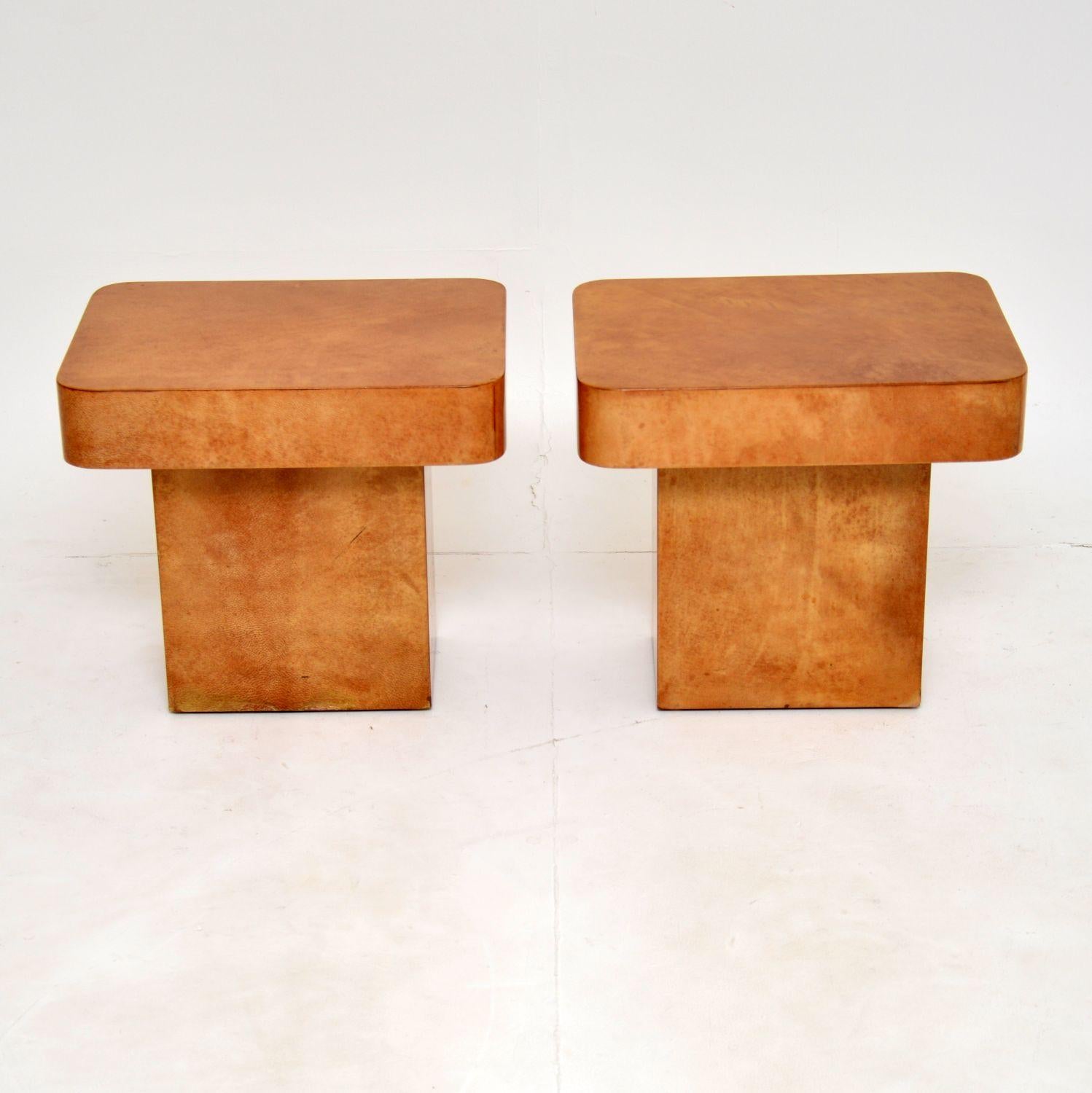 Mid-Century Modern Pair of Italian Lacquered Parchment Side Tables by Aldo Tura