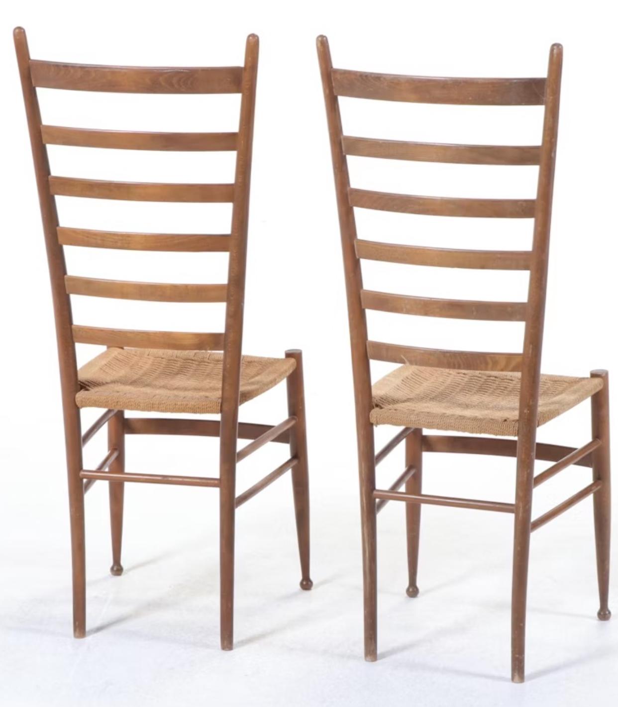 Pair of Italian Ladder Back Chairs with Woven Rush Seats, Gio Ponti attributed. (Italienisch) im Angebot