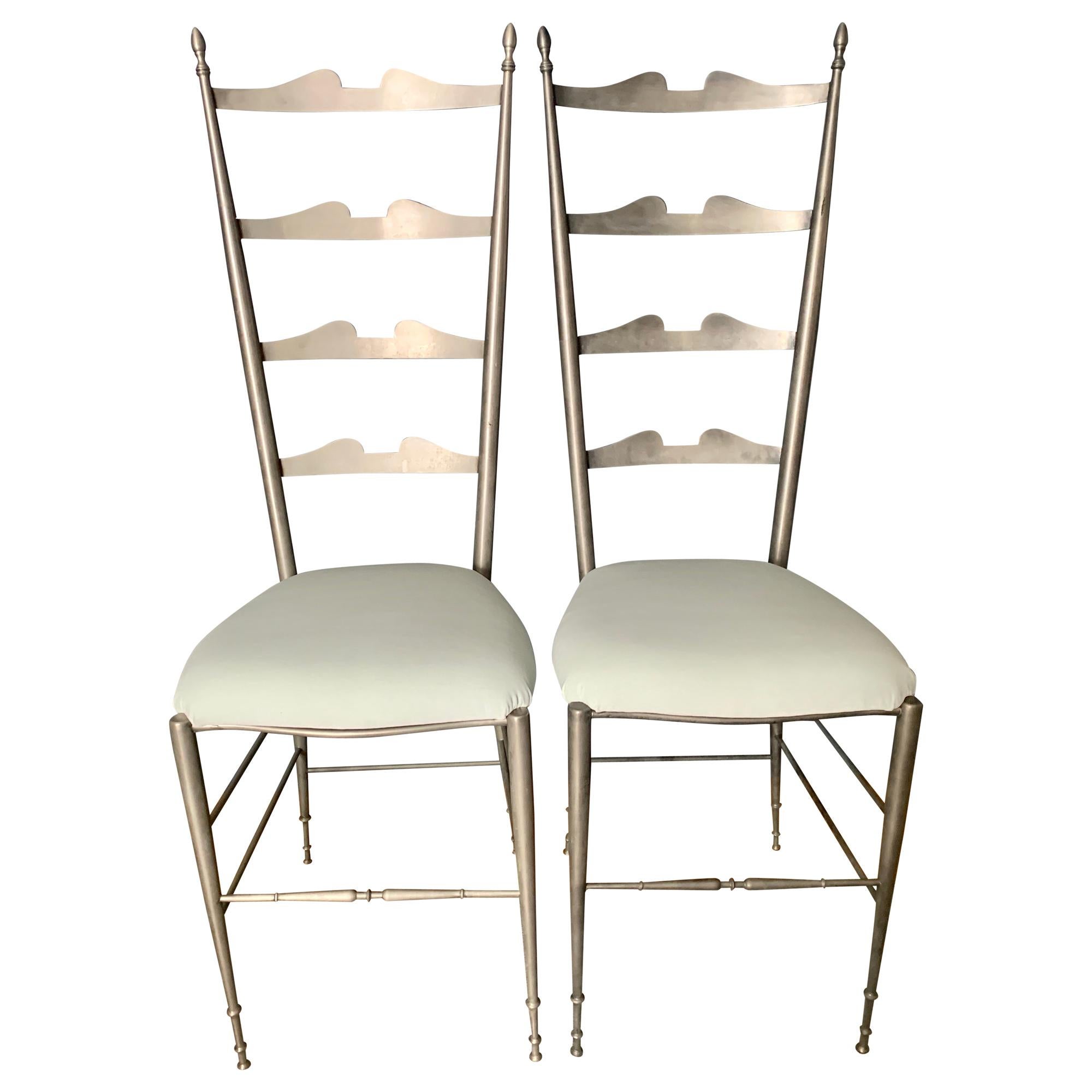 Pair of Italian Ladder Back Chiavari Chairs in Silver Metal