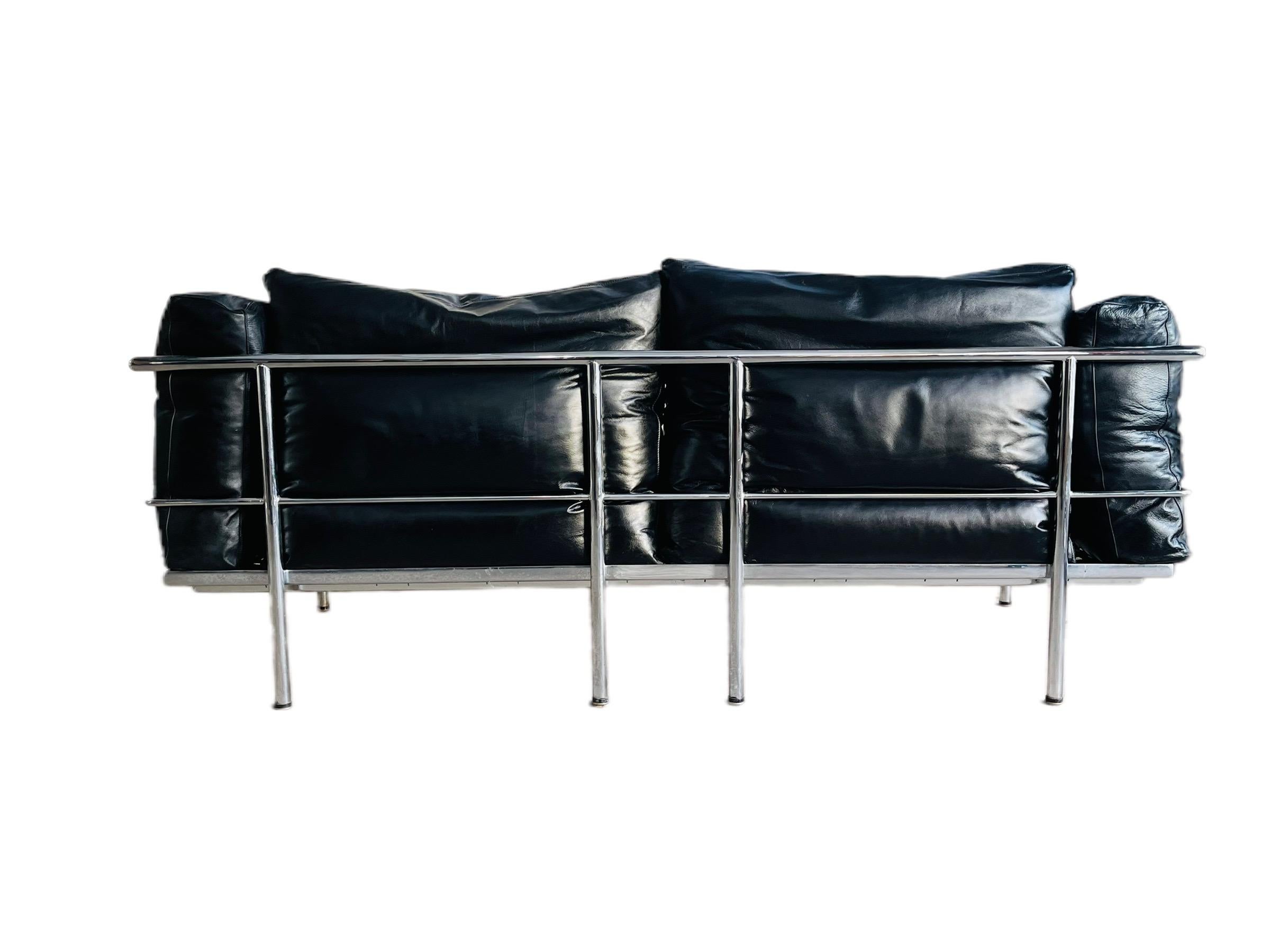 Pair of Italian Le Courbiser LC2 Leather Sofa 6