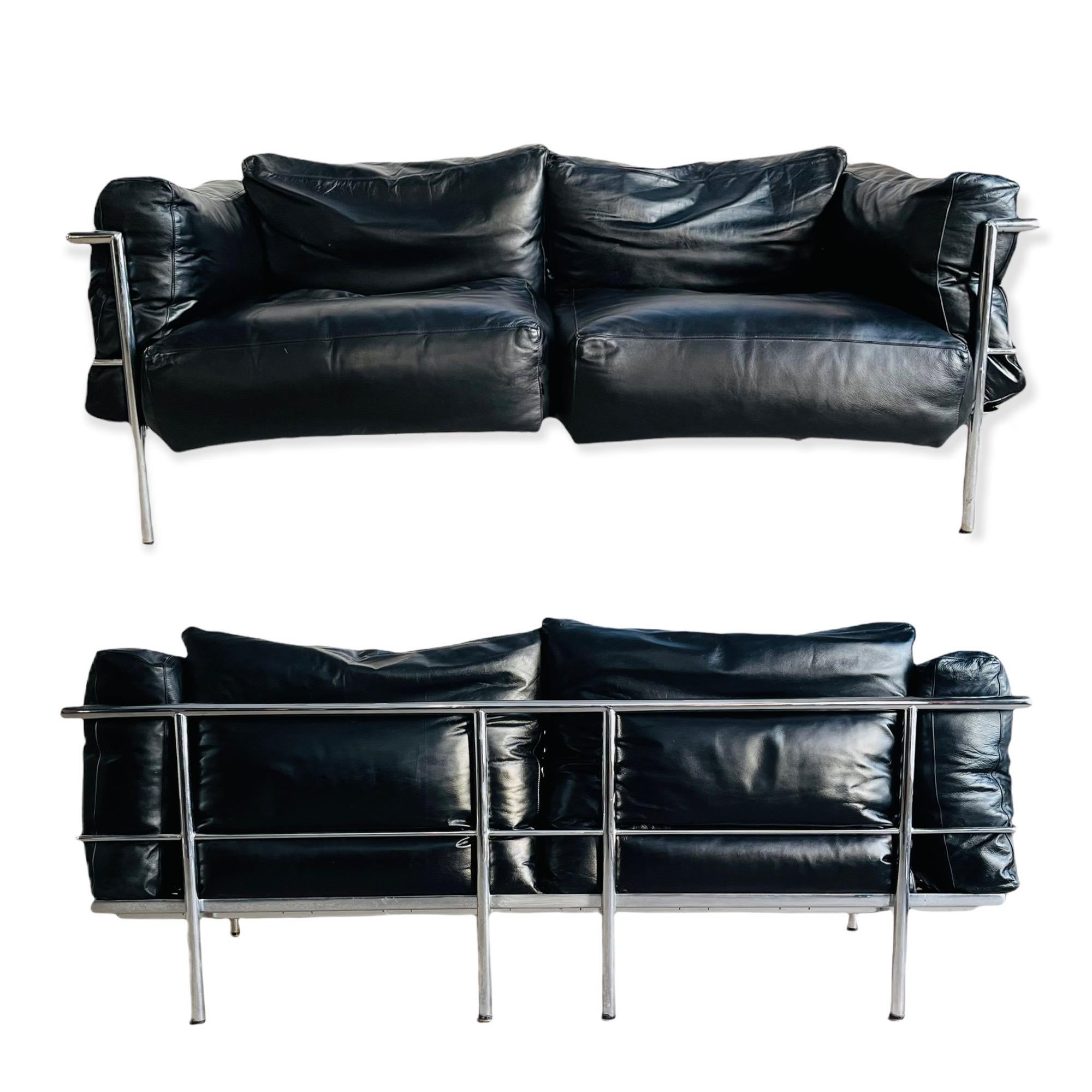 Mid-Century Modern Pair of Italian Le Courbiser LC2 Leather Sofa