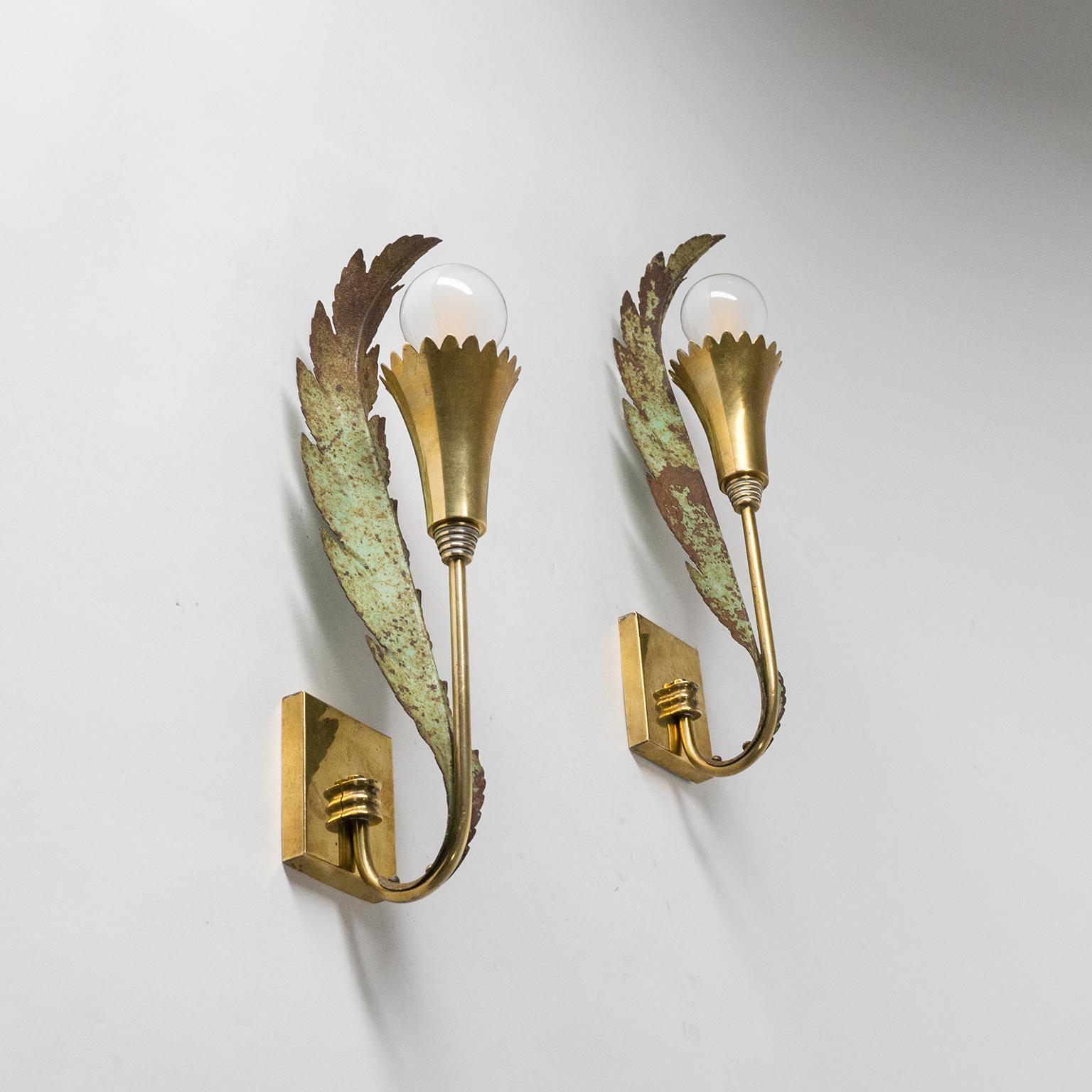 Lacquered Pair of Italian Leaf Sonces, 1940s