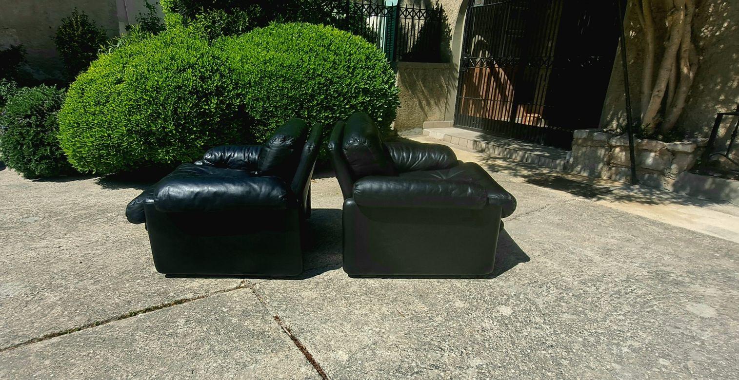 Pair of Italian Leather Chairs by Tobia Scarpa  In Fair Condition For Sale In Los Angeles, CA