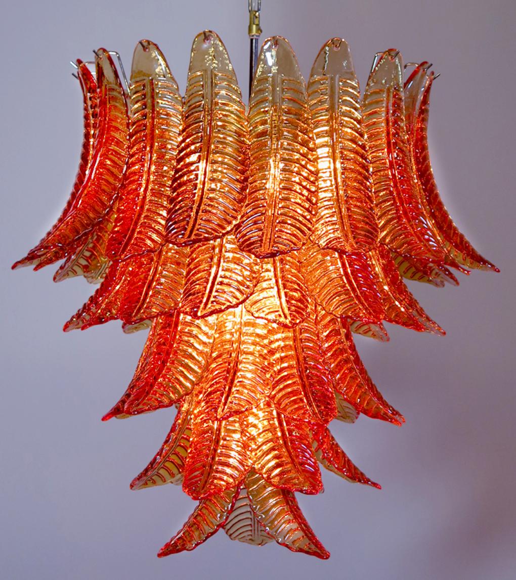 Pair of Italian Leaves Chandeliers, Barovier & Toso Style, Murano In Excellent Condition For Sale In Budapest, HU