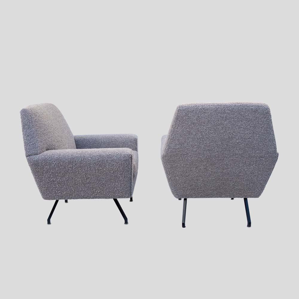 Métal Paire de fauteuils italiens en tissu bouclette marron clair attribués à Lenzi Italie en vente