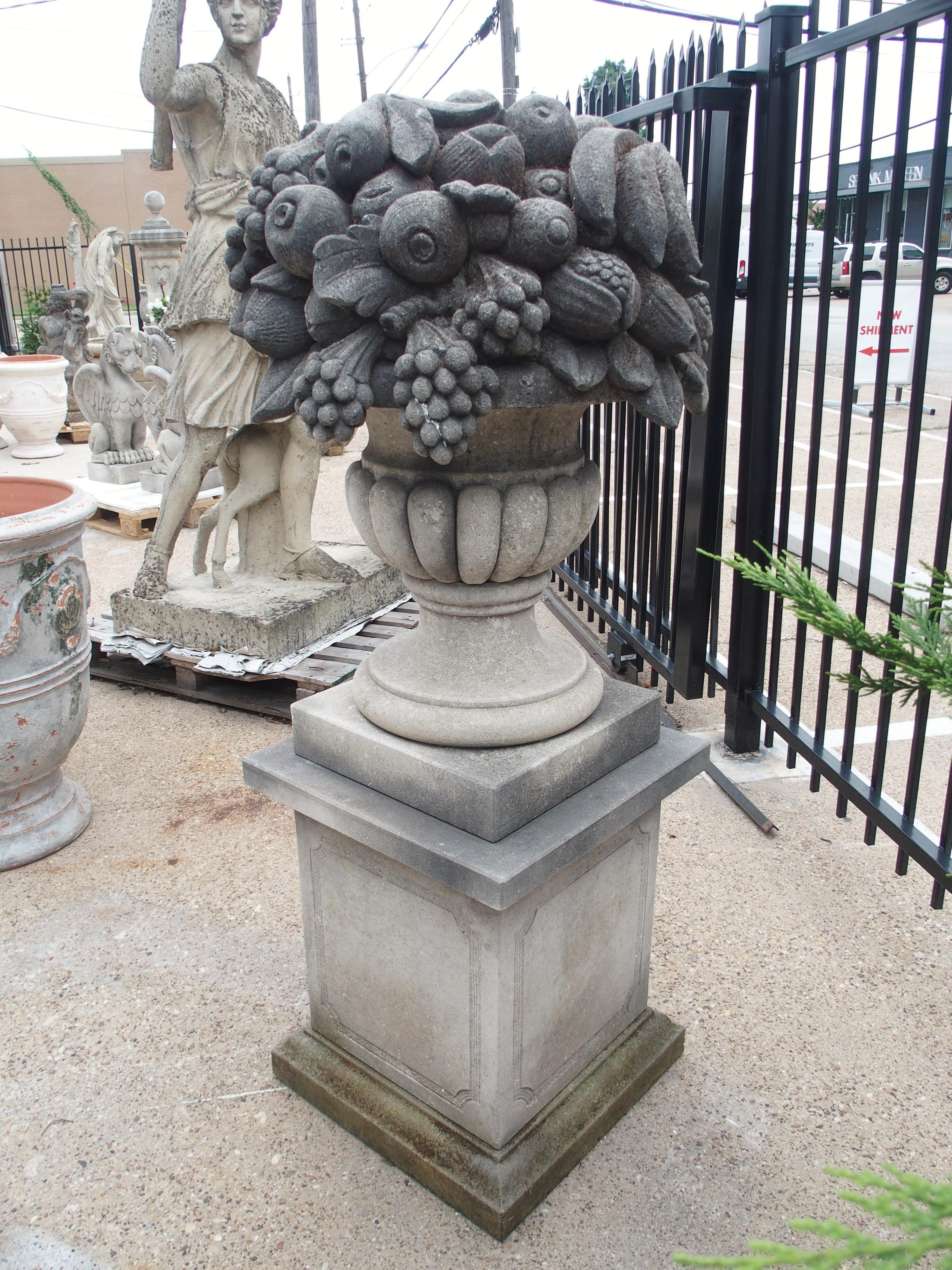 Pair of Italian Limestone Urns with Fruit and Floral Bouquets on Pedestals 9