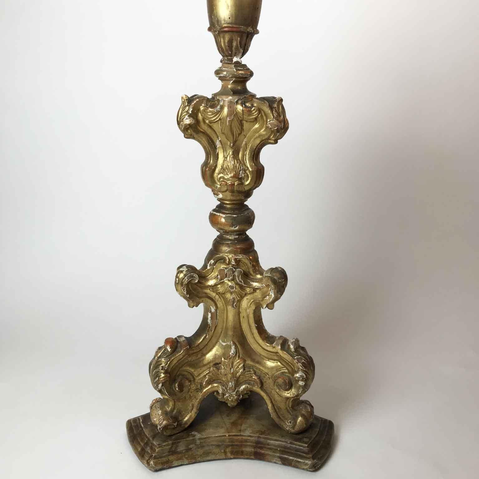 Pair of Italian Louis XV Gilt Candlesticks Tall Lamps with Crystal Flambeaux In Distressed Condition In Milan, IT