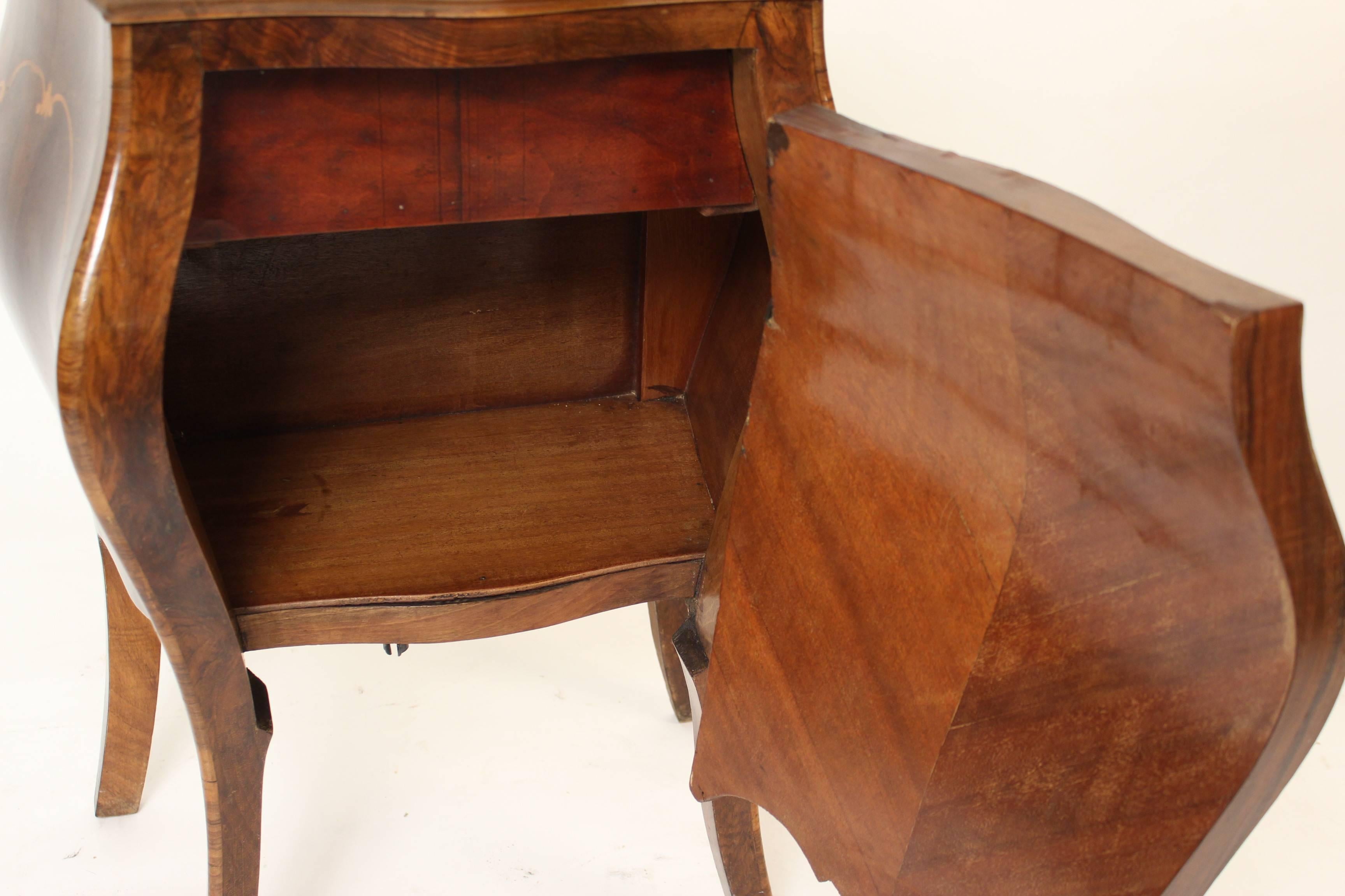 Pair of Italian Louis XV Style Bombe Occasional Commodes 3