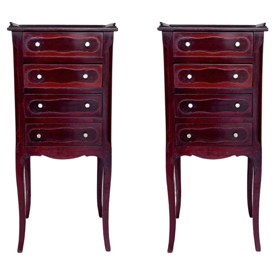Pair of Italian Louis XV Style Mahogany Nightstand or End Side Tables For Sale