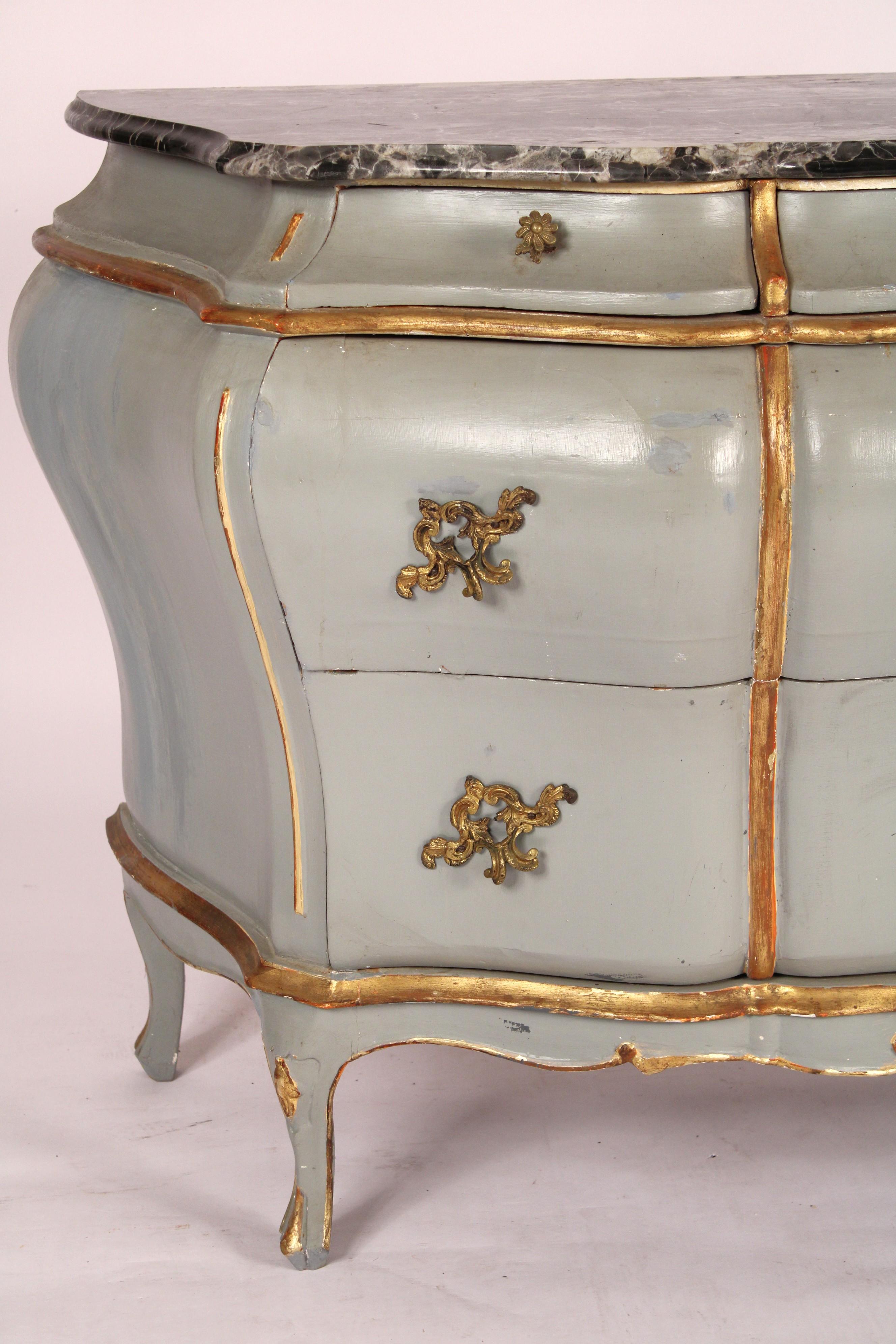 Pair of Italian Louis XV Style Painted and Gilt Decorated Bombe Commodes 5