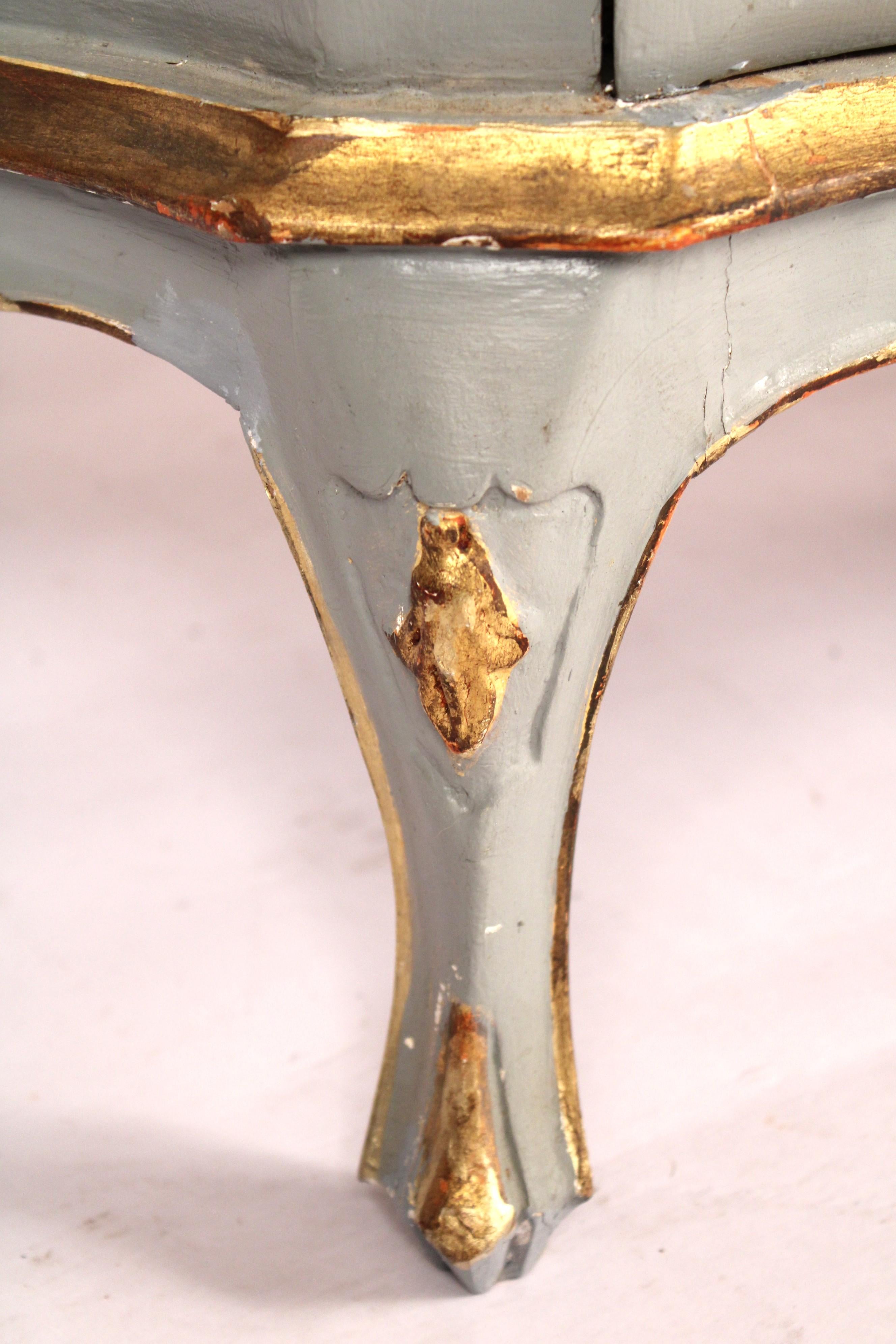 Pair of Italian Louis XV Style Painted and Gilt Decorated Bombe Commodes 6