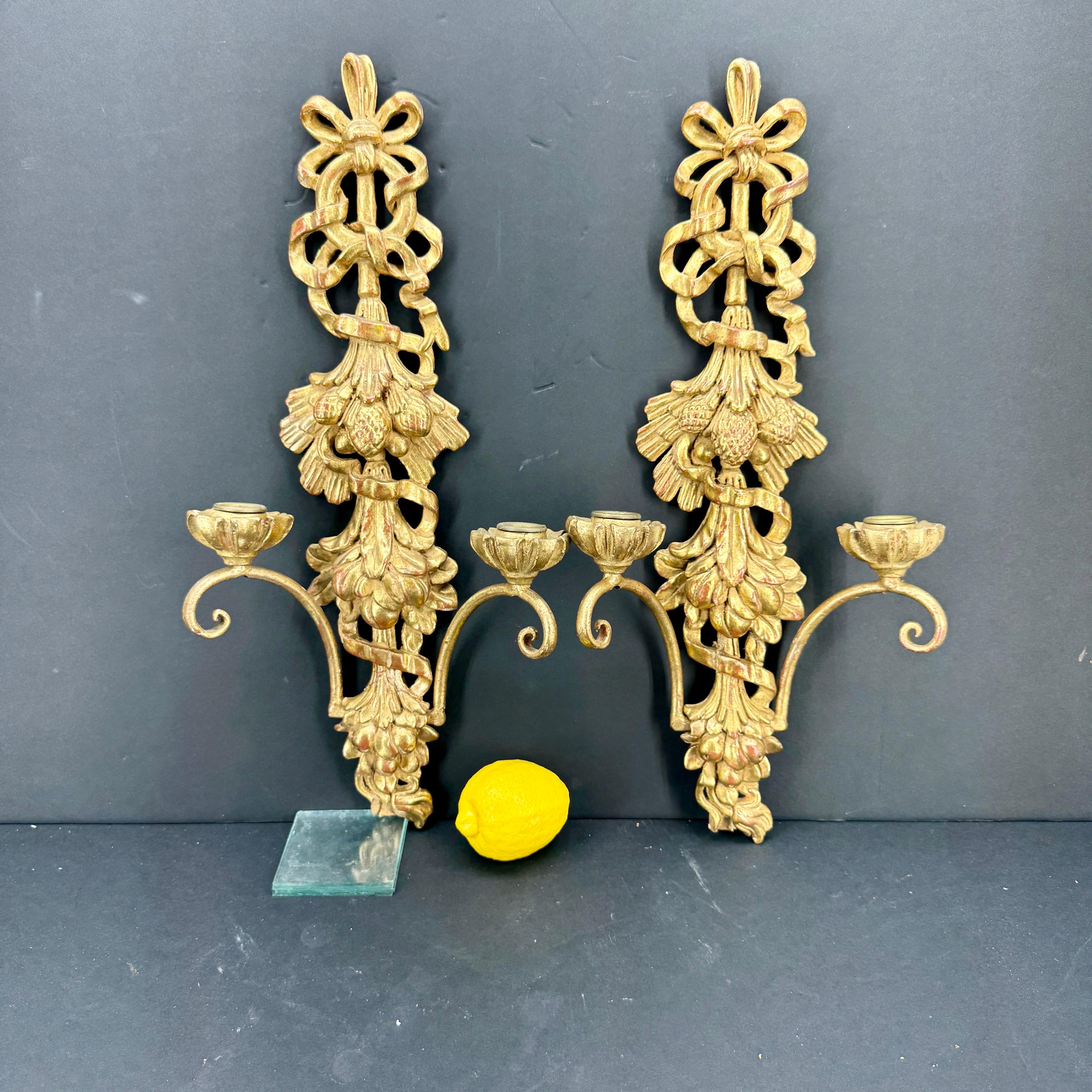 Pair of Italian Louis XVI Giltwood Wall Sconces Appliques For Sale 8