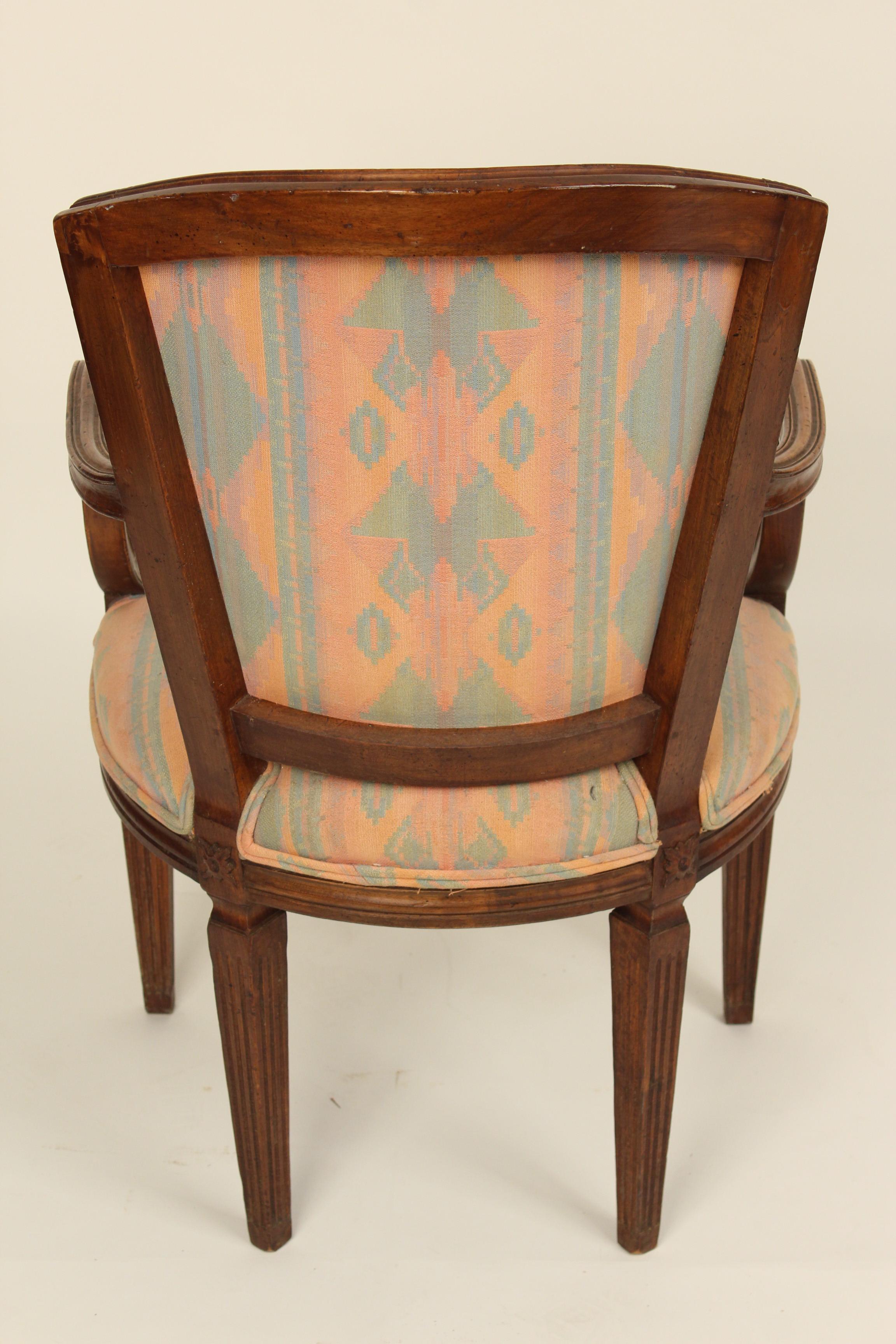 Pair of Italian Louis XVI Style Armchairs In Good Condition For Sale In Laguna Beach, CA