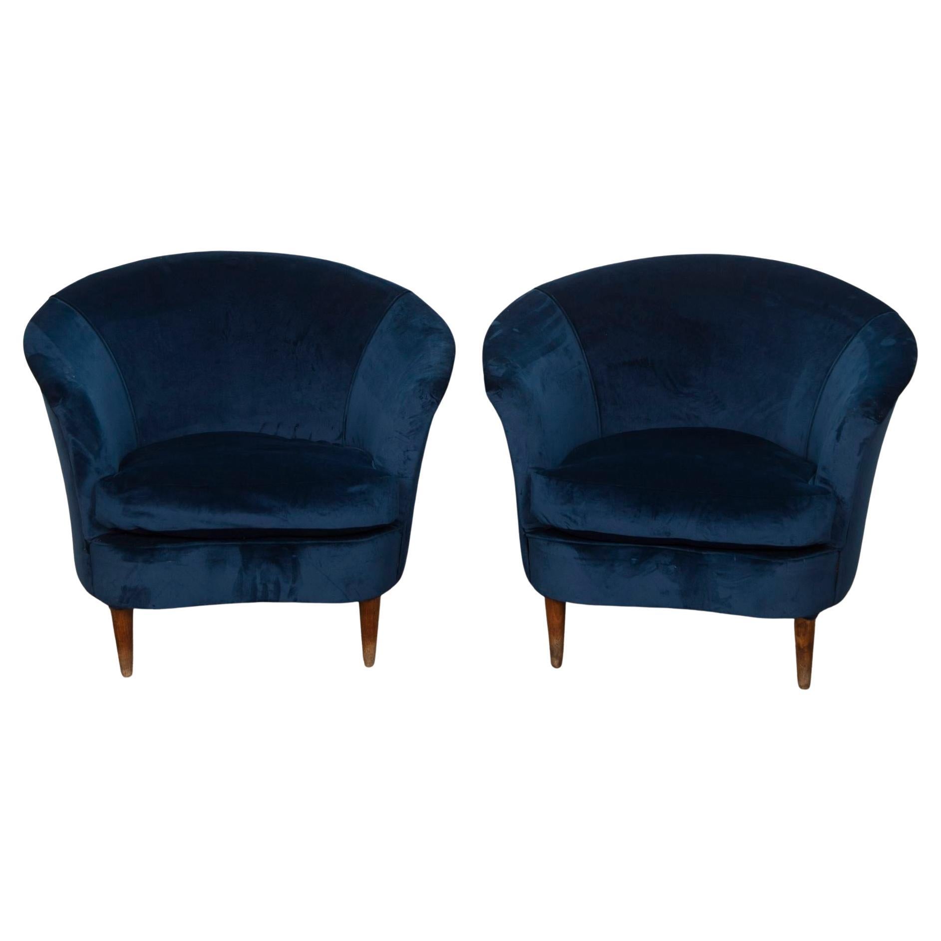 Pair of Italian Lounge Chairs in Blue Velvet