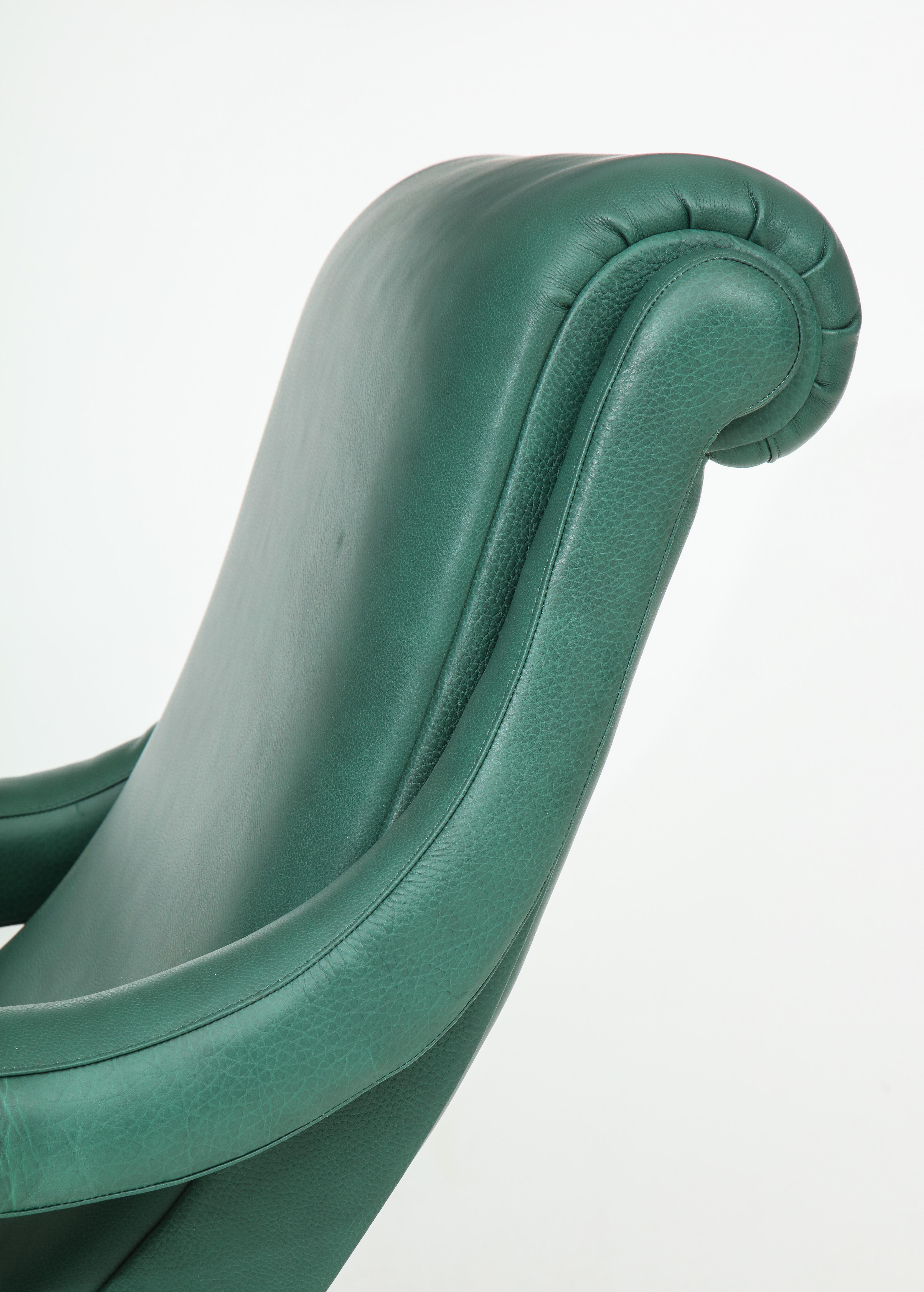 Brass Pair of Lounge Chairs in Gucci Green Leather by Radice for Lenzi, c. 1950, Italy