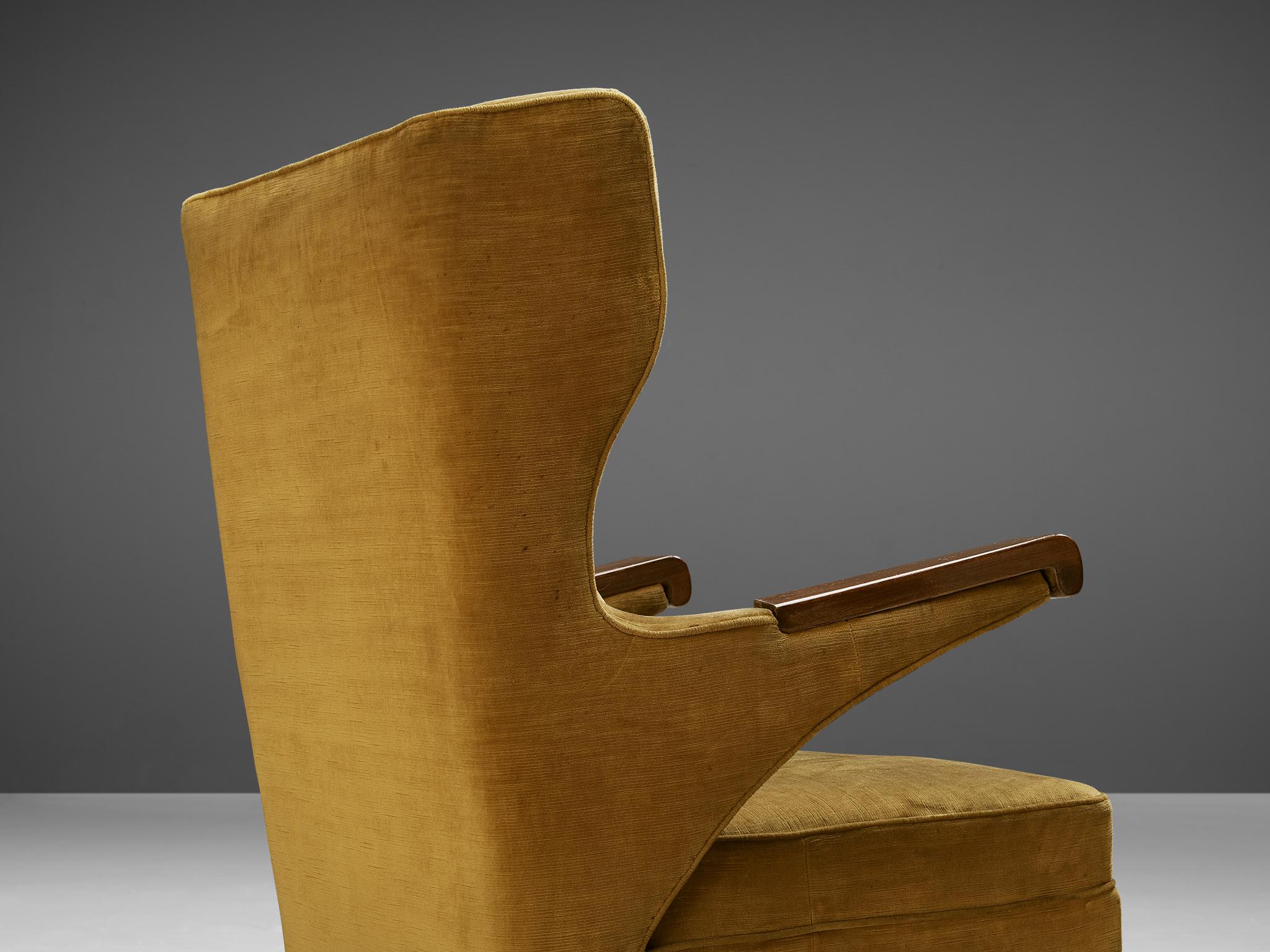 Mid-Century Modern Pair of Italian Lounge Chairs in Ocher Yellow Velvet For Sale
