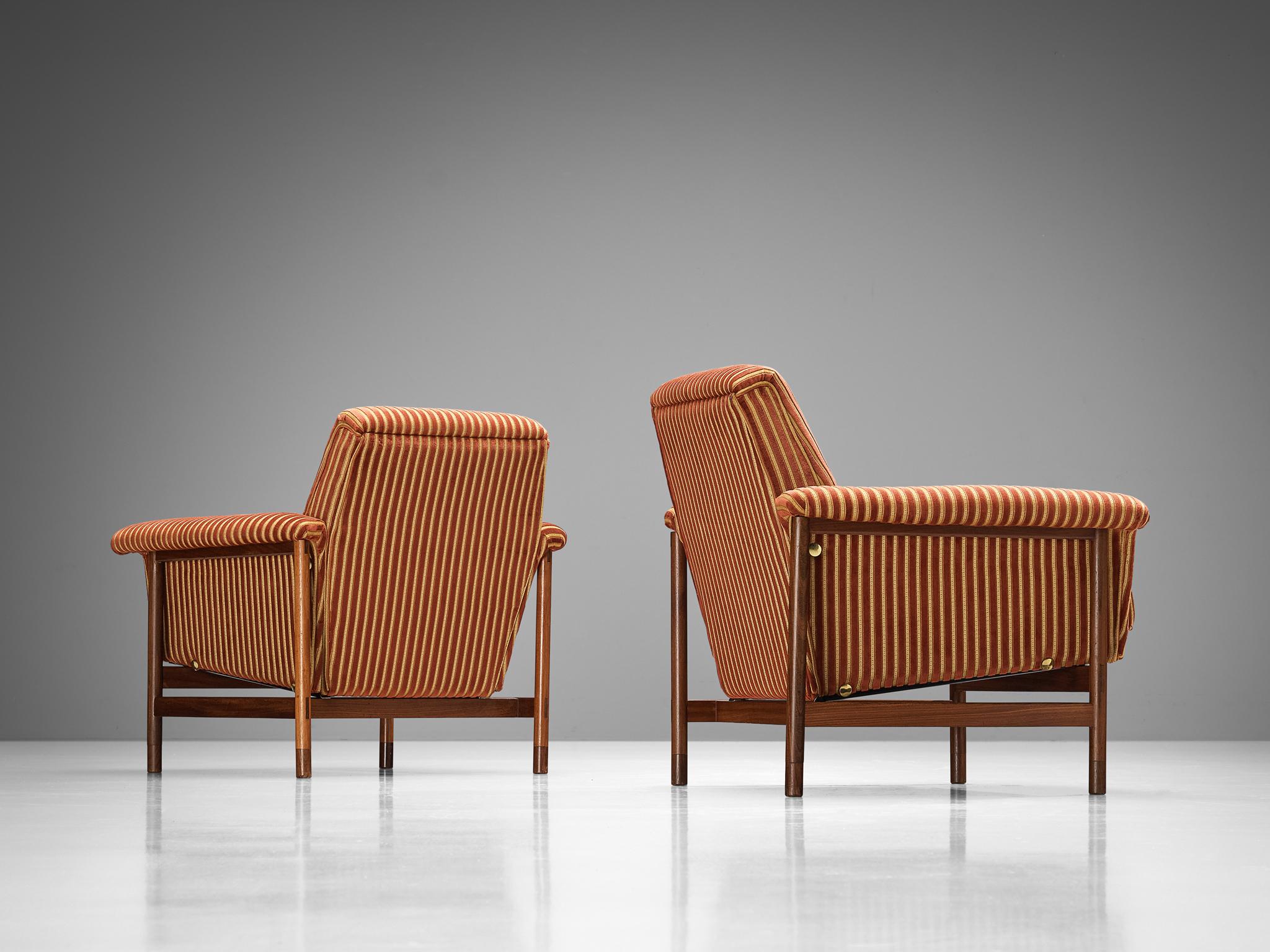 Mid-20th Century Pair of Italian Lounge Chairs in Teak and Red Striped Upholstery  For Sale