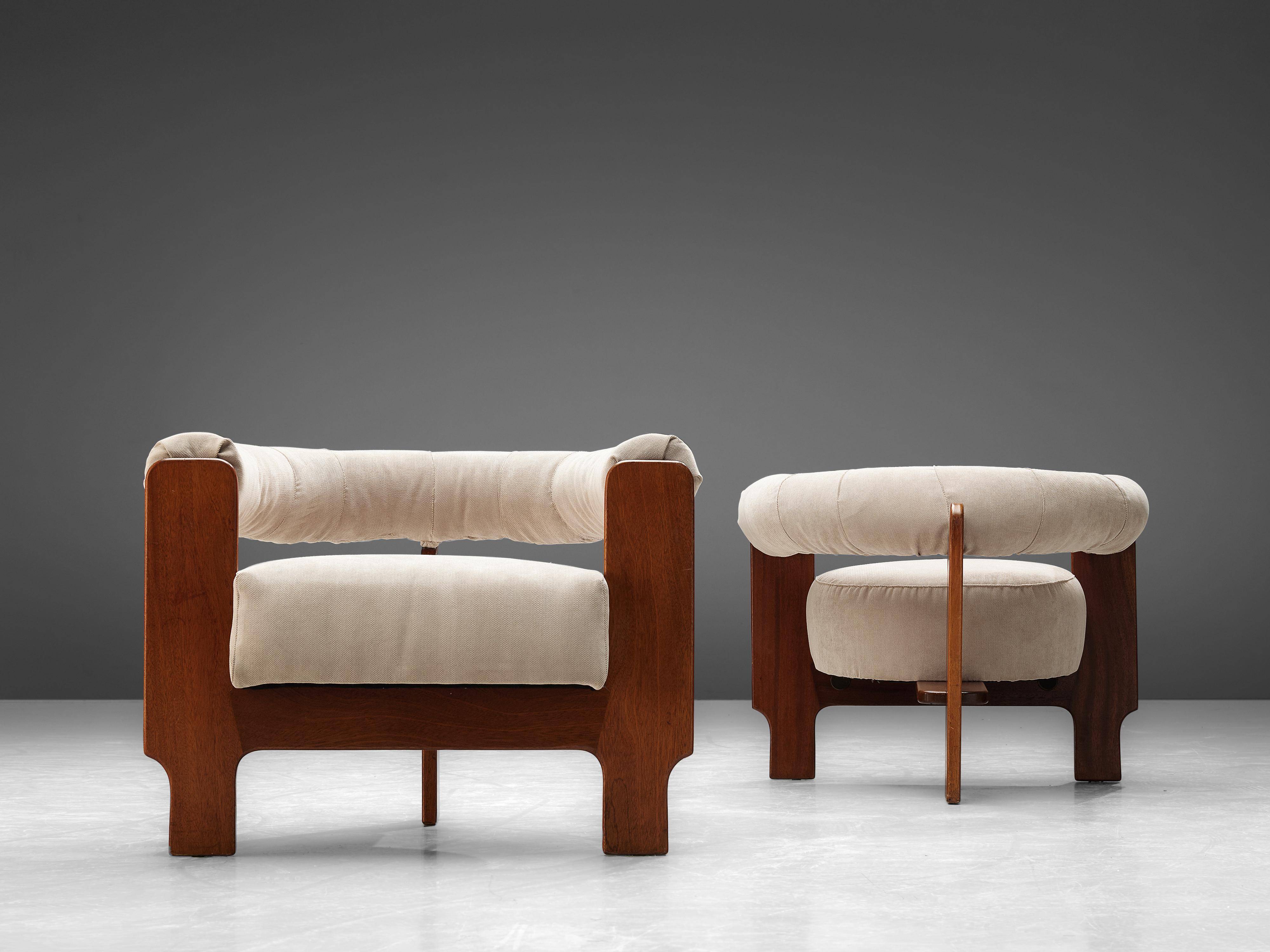 Pair of Italian Lounge Chairs in Mahogany 1