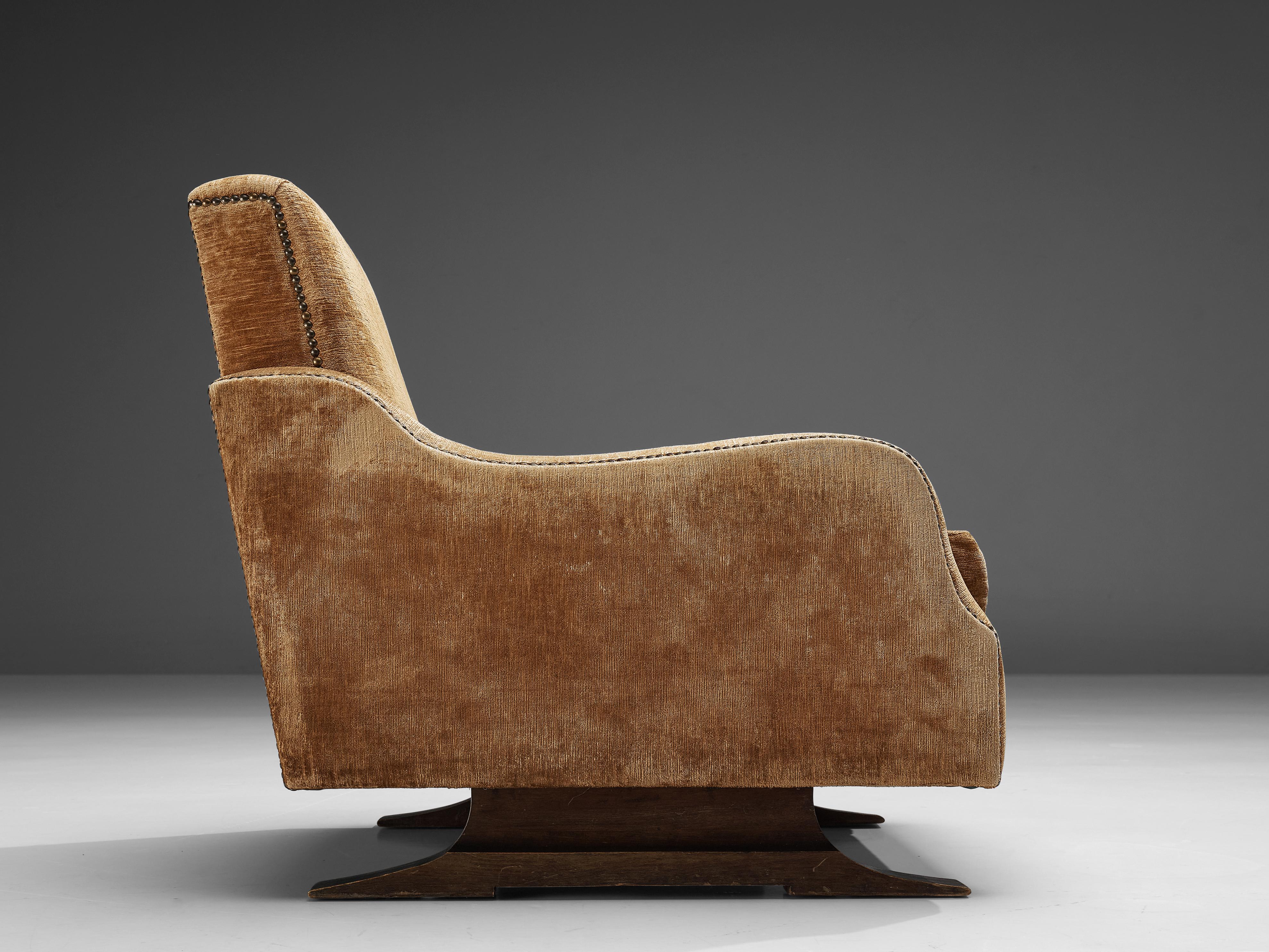 Pair of Italian Lounge Chairs in Velvet Upholstery 3