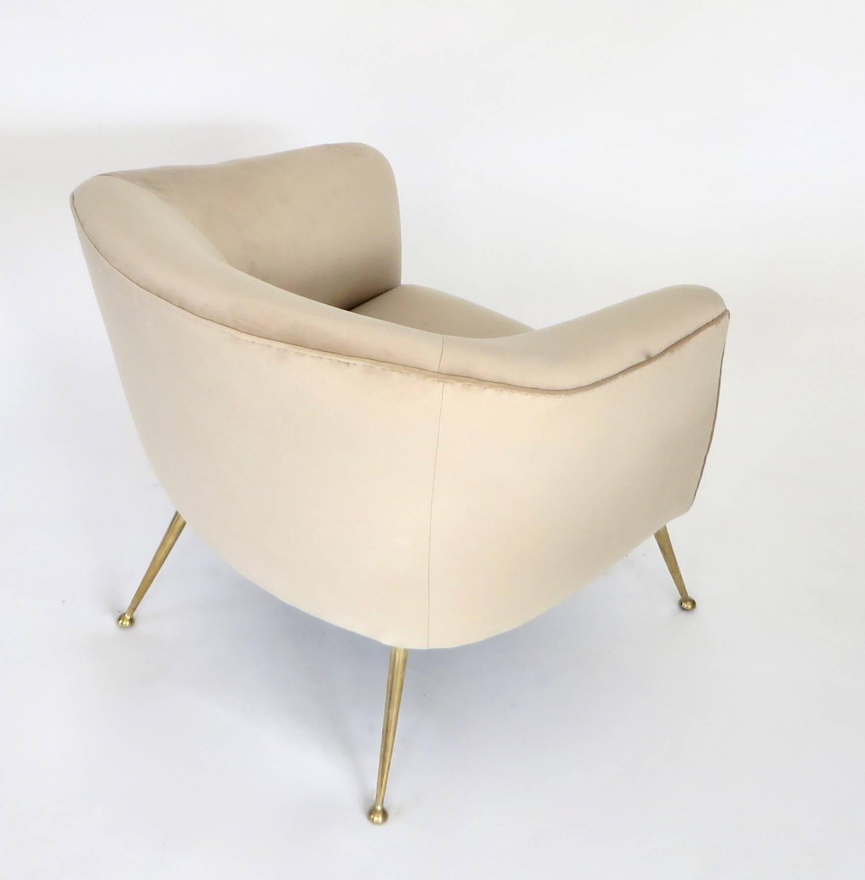 Mid-20th Century Pair of Italian Lounge Chairs on Brass Legs Midcentury, Isa Bergamo, Italy