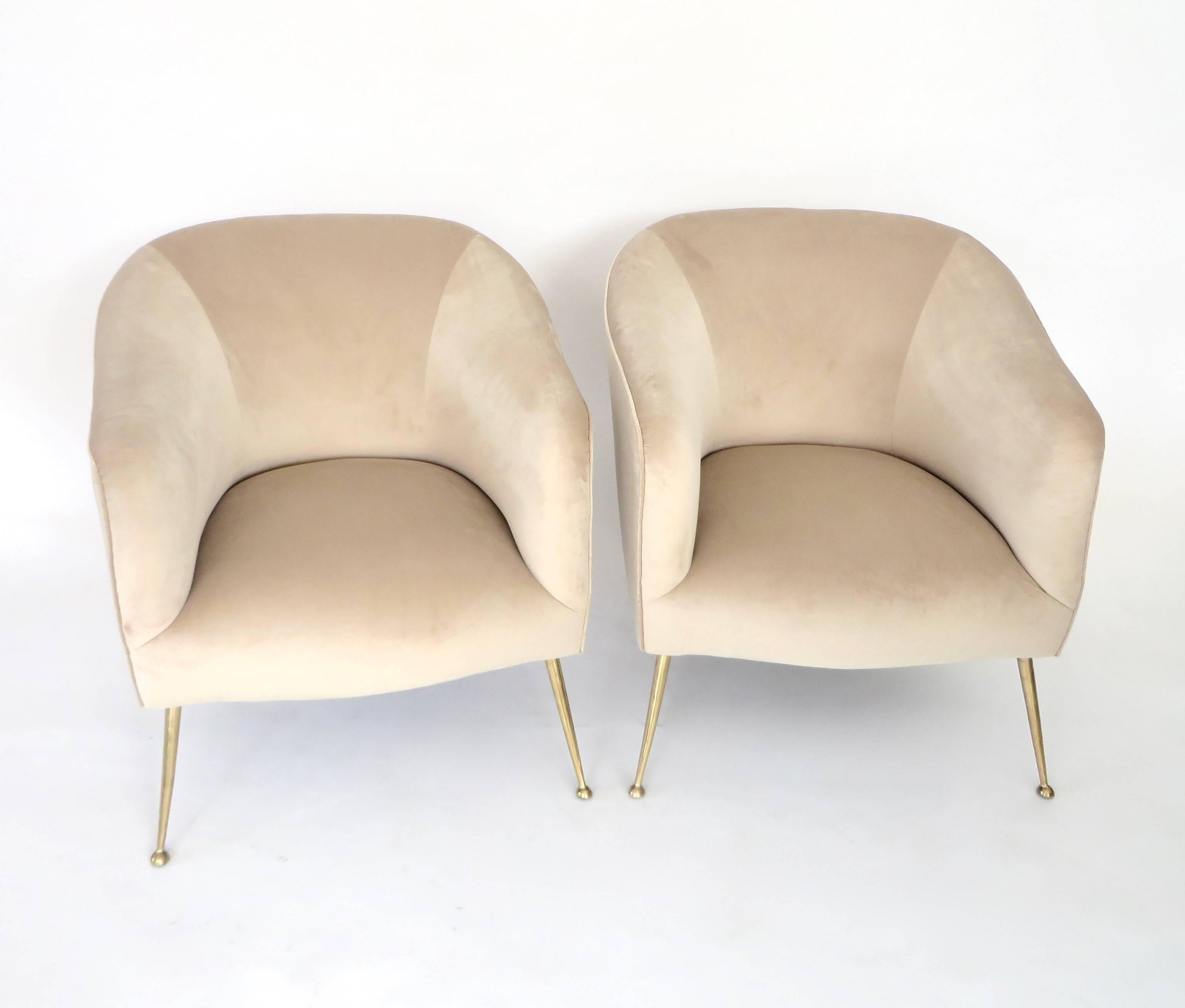 Pair of Italian Lounge Chairs on Brass Legs Midcentury, Isa Bergamo, Italy 4