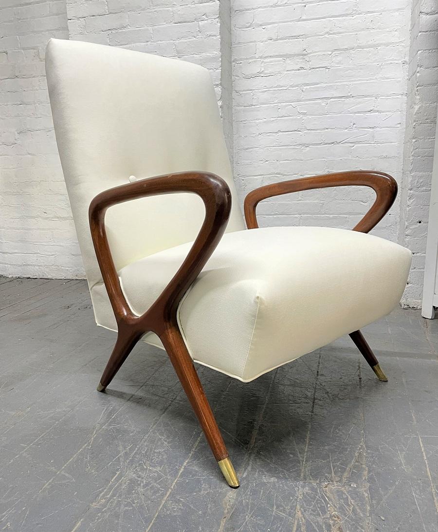 Mid-20th Century 1960s Pair of Italian Lounge Chairs Style of Gio Ponti