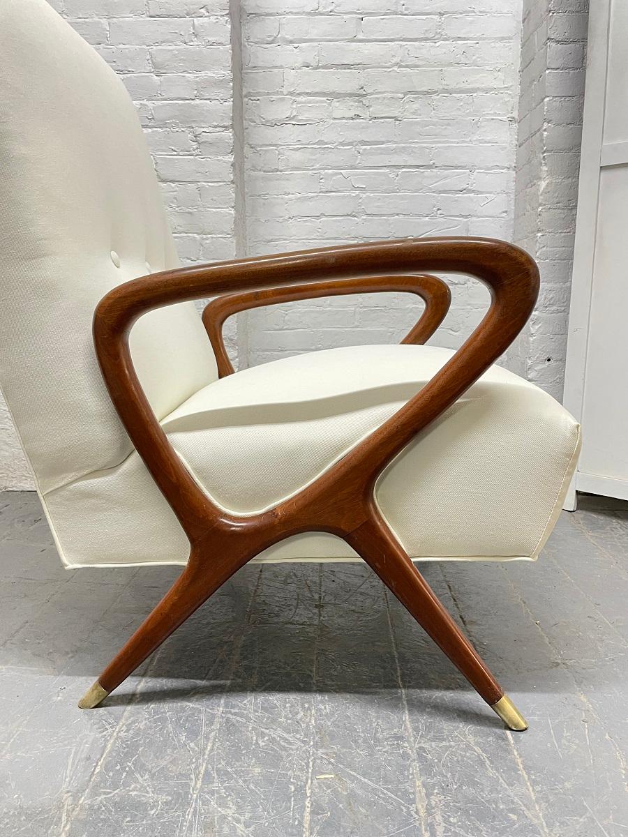 Walnut 1960s Pair of Italian Lounge Chairs Style of Gio Ponti