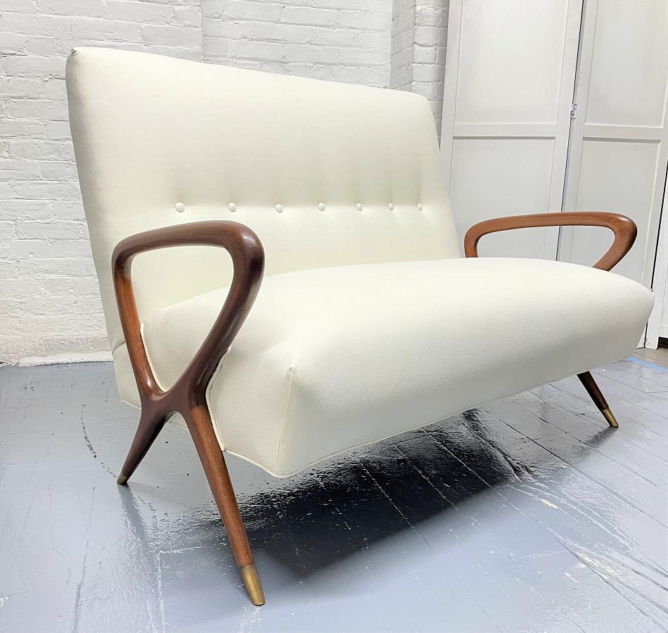1960s Pair of Italian Lounge Chairs Style of Gio Ponti 1
