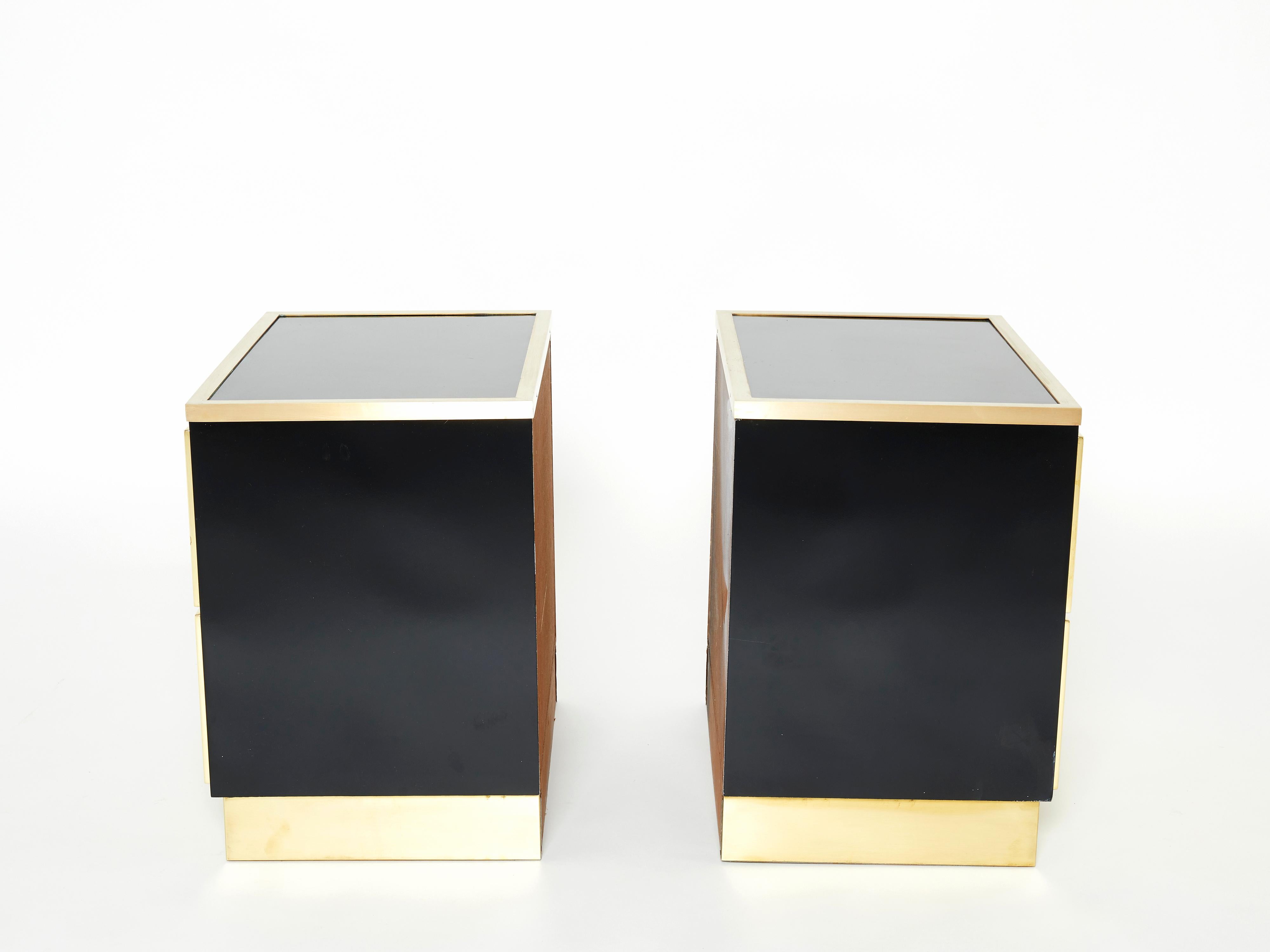 Pair of Italian Luciano Frigerio Black Lacquered Brass Nightstands Tables, 1970s In Good Condition In Paris, IDF