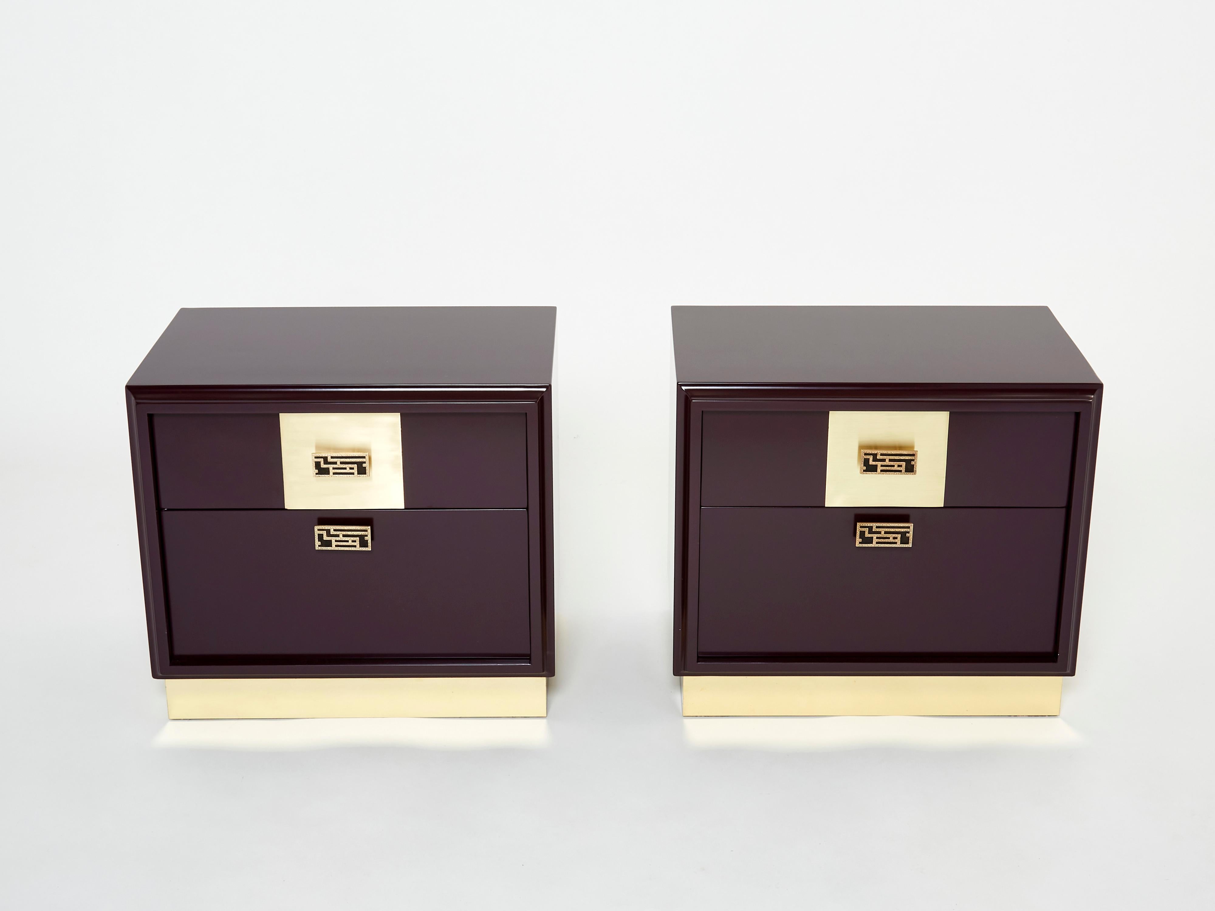 Pair of Italian Luciano Frigerio Plum Lacquered Brass Nightstands Tables, 1970s For Sale 7