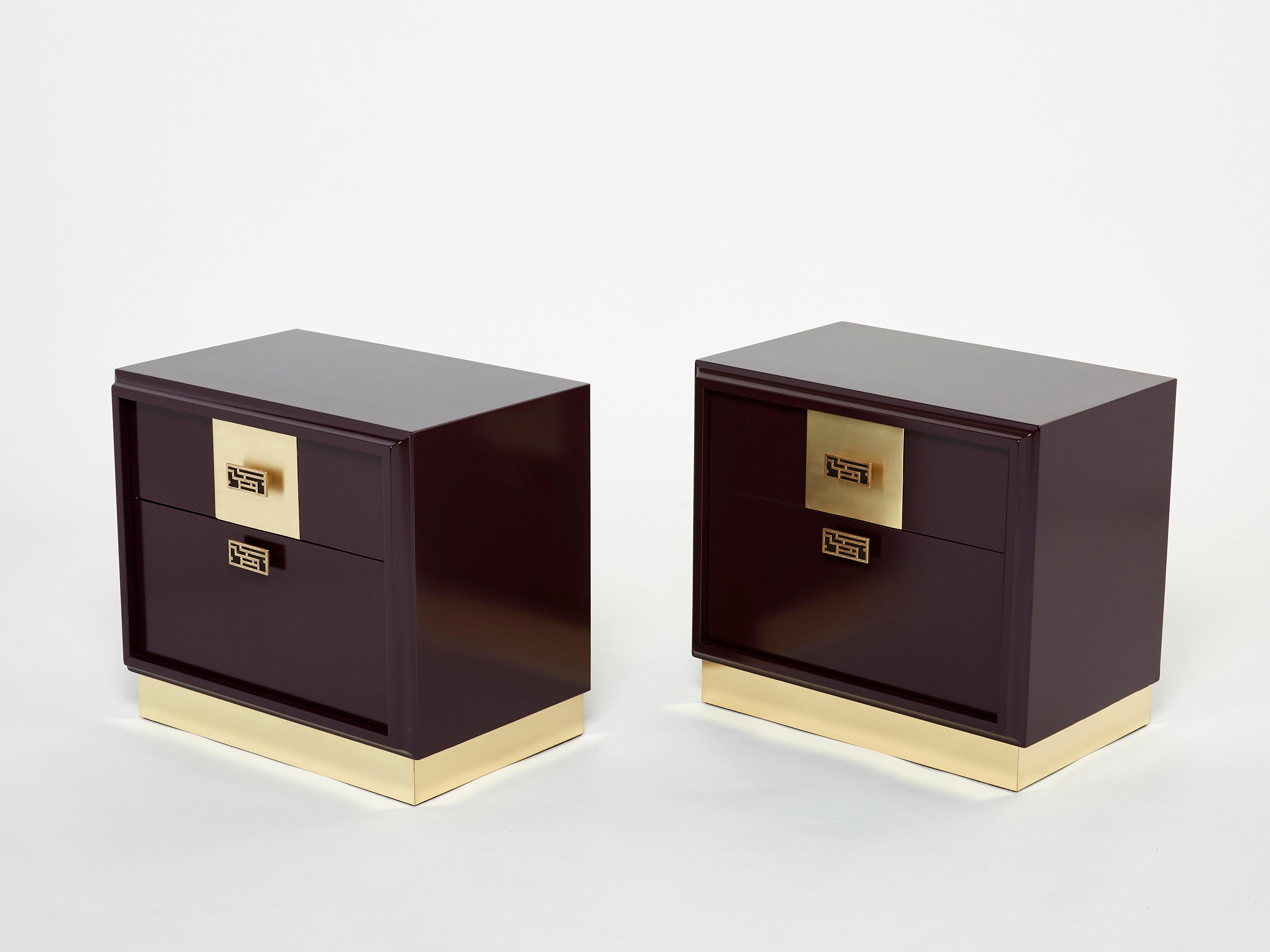 Pair of Italian Luciano Frigerio Plum Lacquered Brass Nightstands Tables, 1970s For Sale 2